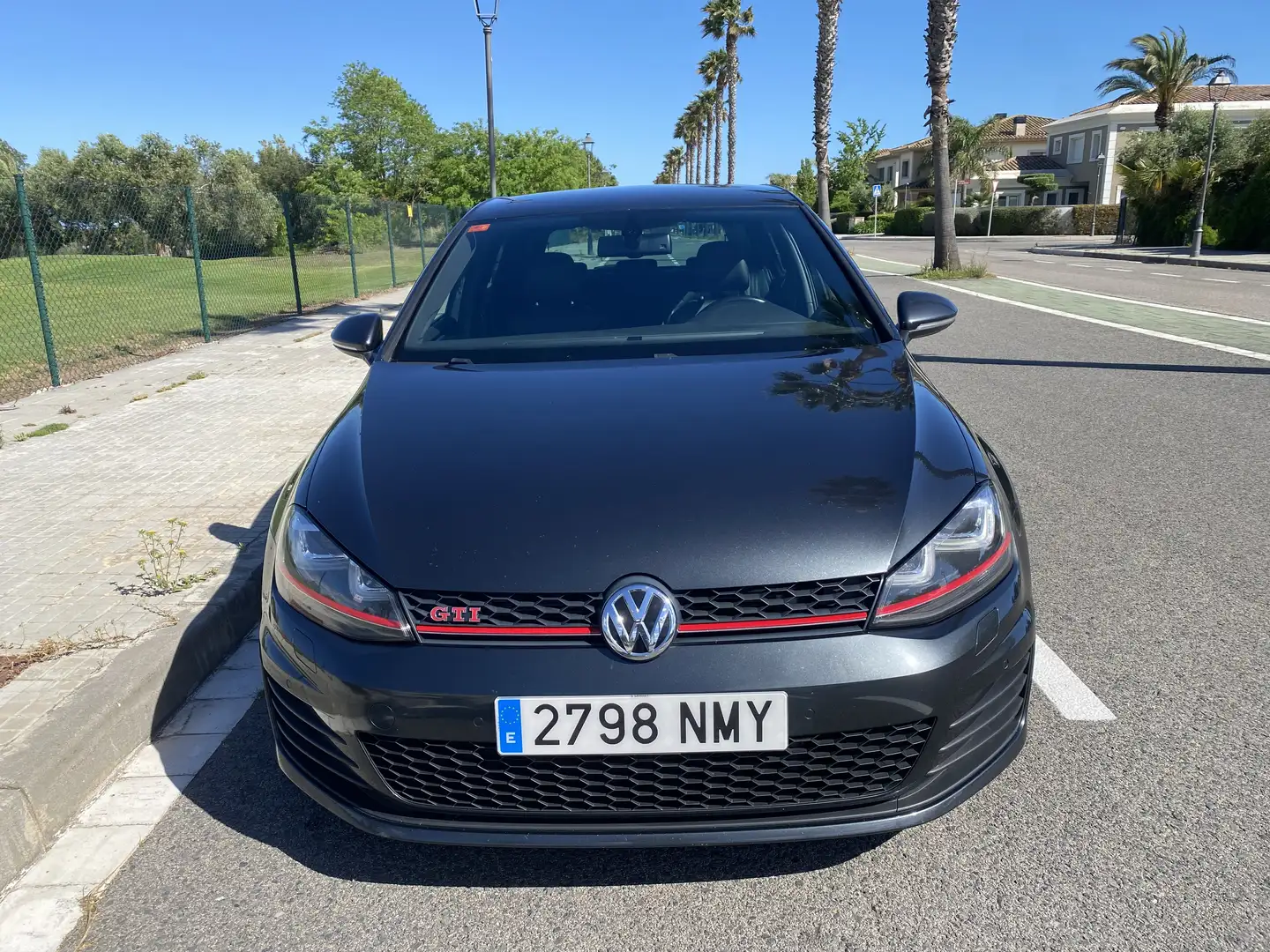 Volkswagen Golf GTI 2.0 TSI Performance DSG 230 - 2