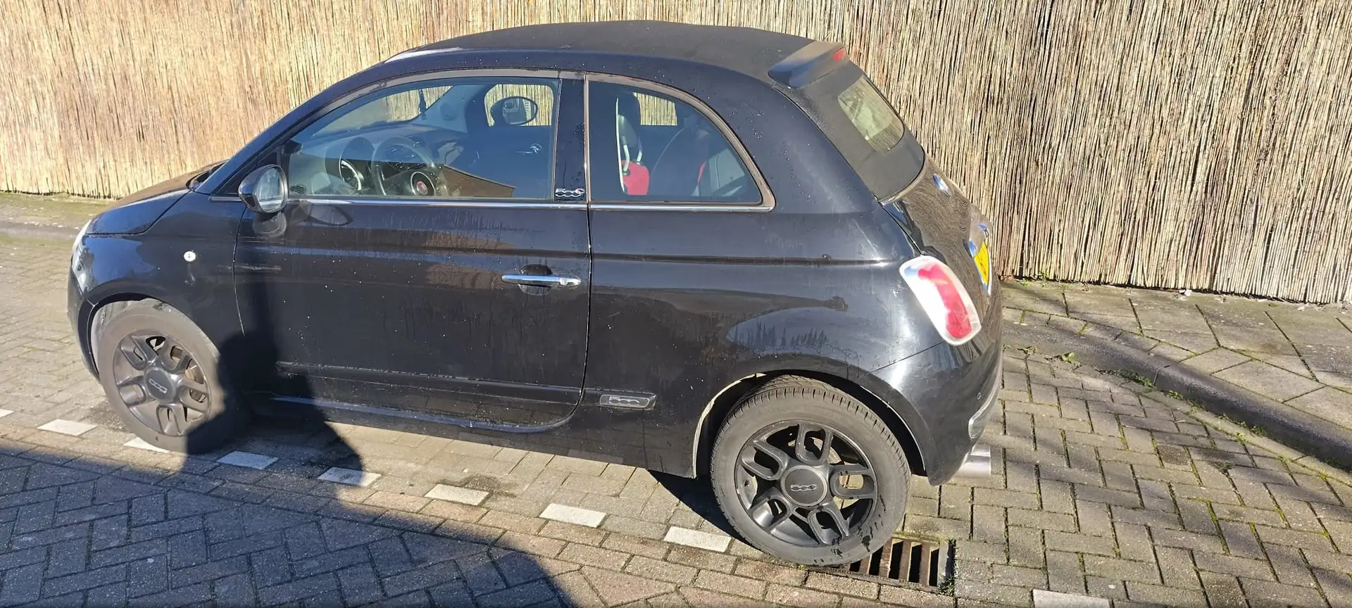 Fiat 500C Lounge Zwart - 1
