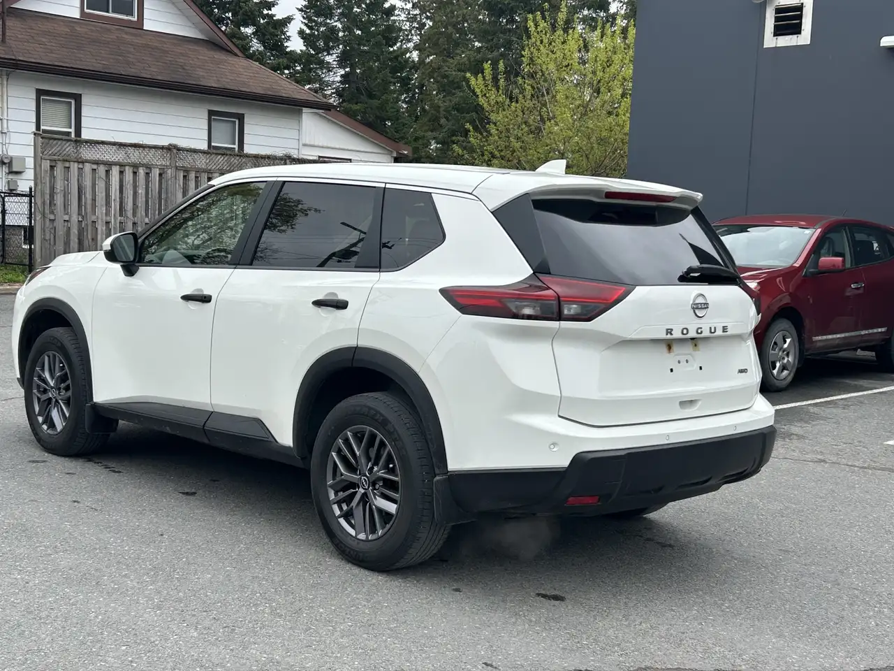 Nissan Rogue снимка Nissan Rogue