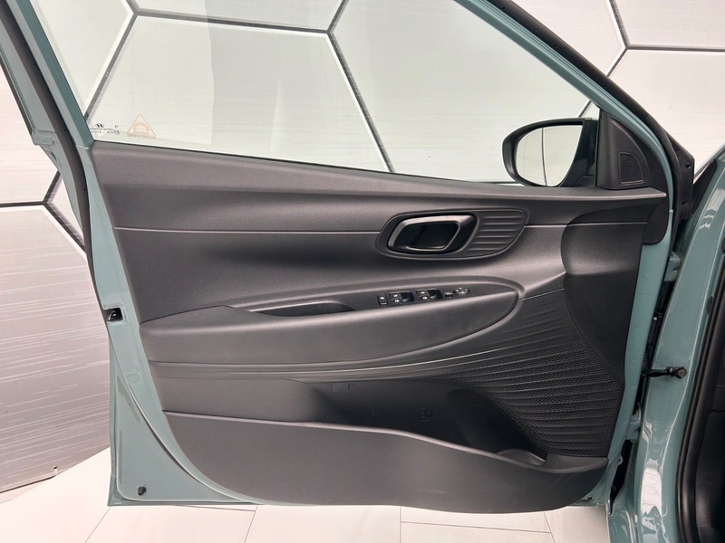 Hyundai i20 1.2 MPI GO Klima Kamera Sitzheizung — photo 14
