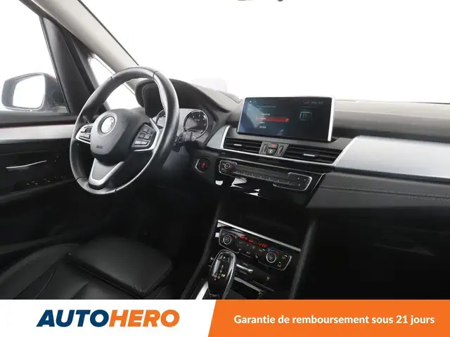 BMW 2 Series view 13