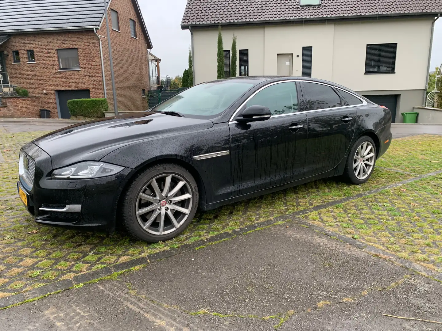 Jaguar XJ XJ Premium Luxury 3.0 V6 Noir - 2