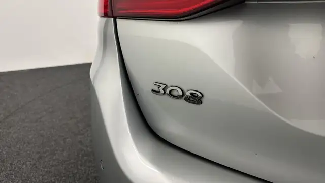 Peugeot 308 view 13