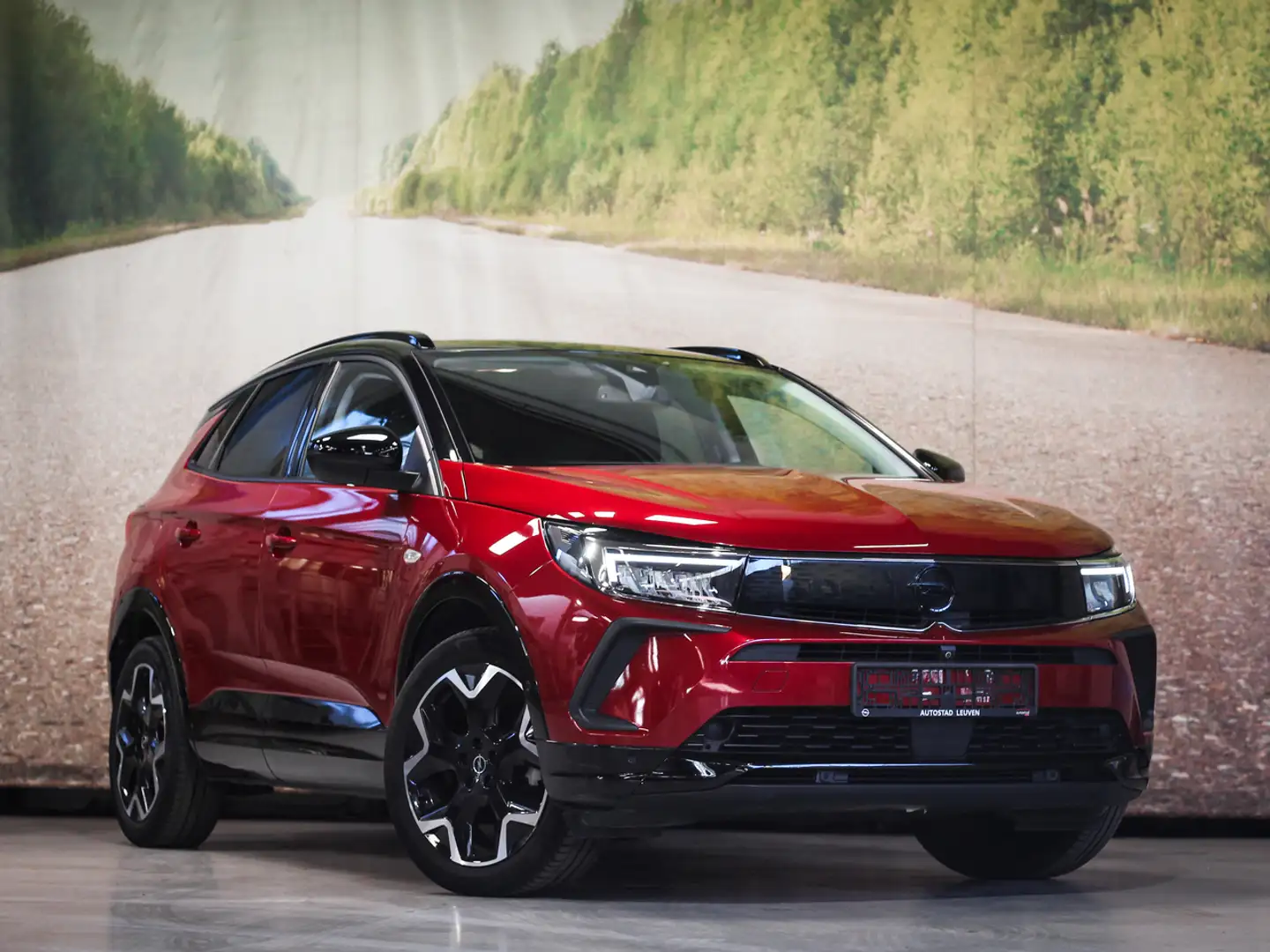 Opel Grandland GS-Line Красный - 1