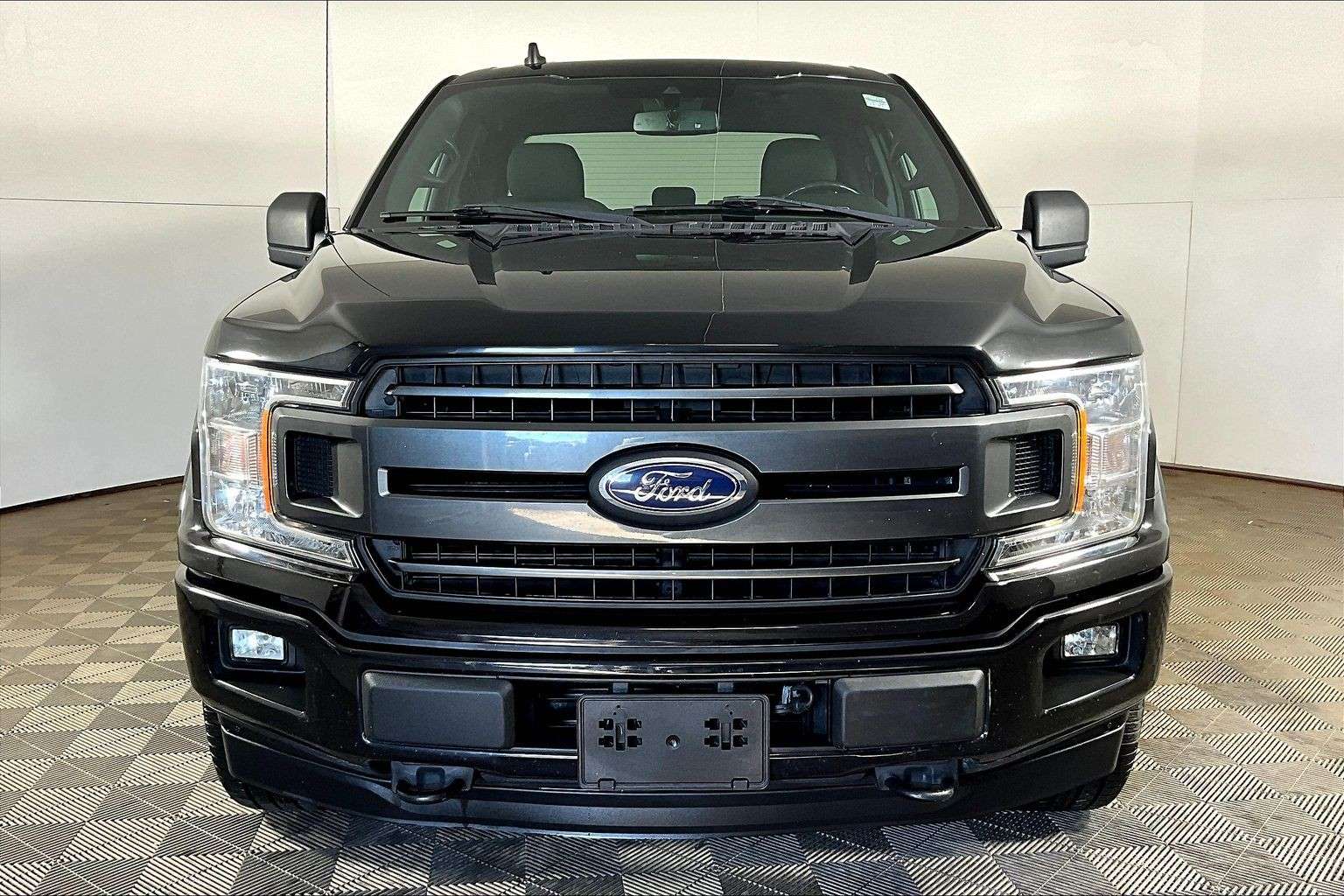 used 2019 Ford F-150 car, priced at $29,998