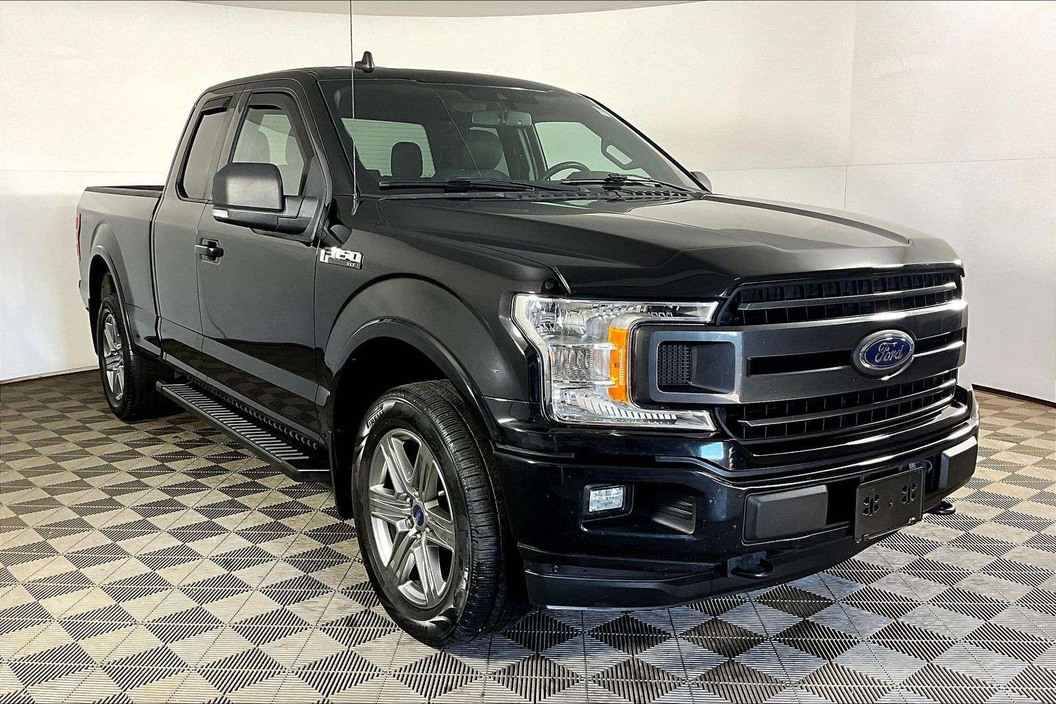 used 2019 Ford F-150 car, priced at $29,998