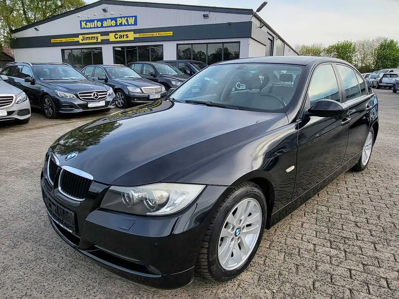BMW 320