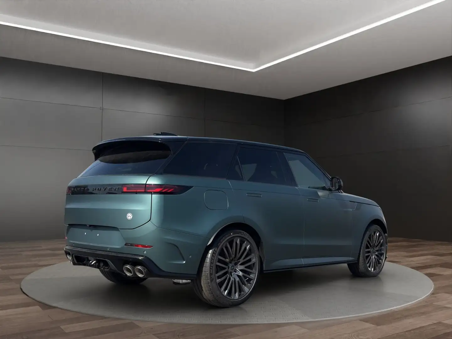 Land Rover Range Rover Sport CELESTIAL GAEA SV 1 of 3 Curat Grün - 2