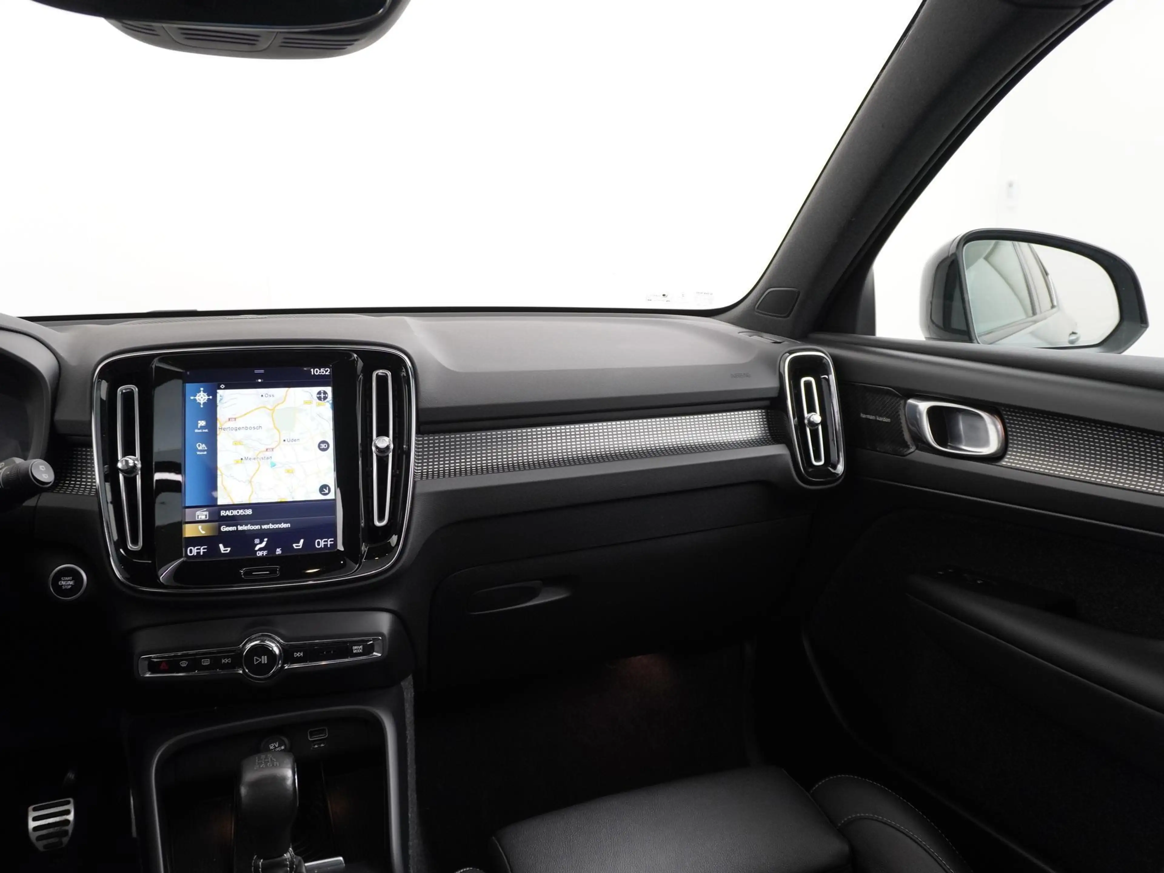 Volvo XC40 1.5 T3 R-Design Panodak/Trekhaak/Leder/HarmanKardo — photo 21