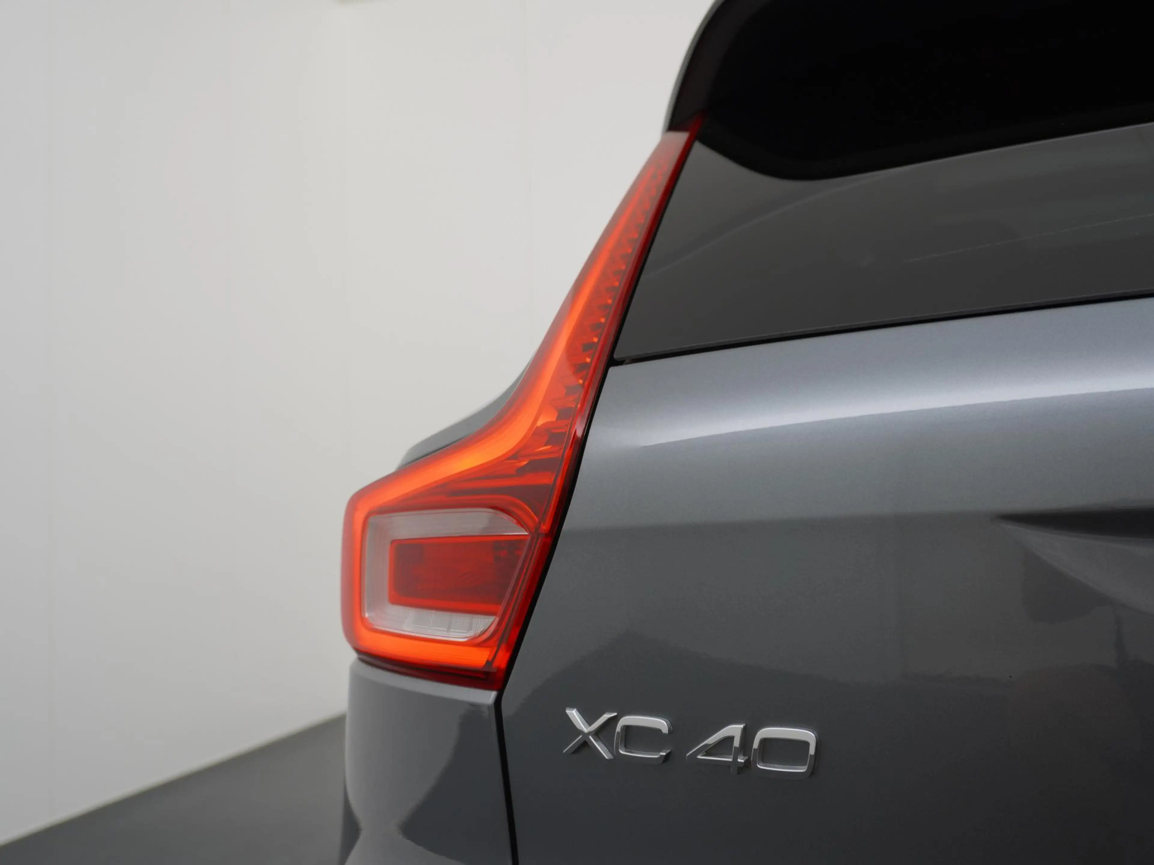Volvo XC40 1.5 T3 R-Design Panodak/Trekhaak/Leder/HarmanKardo — photo 7