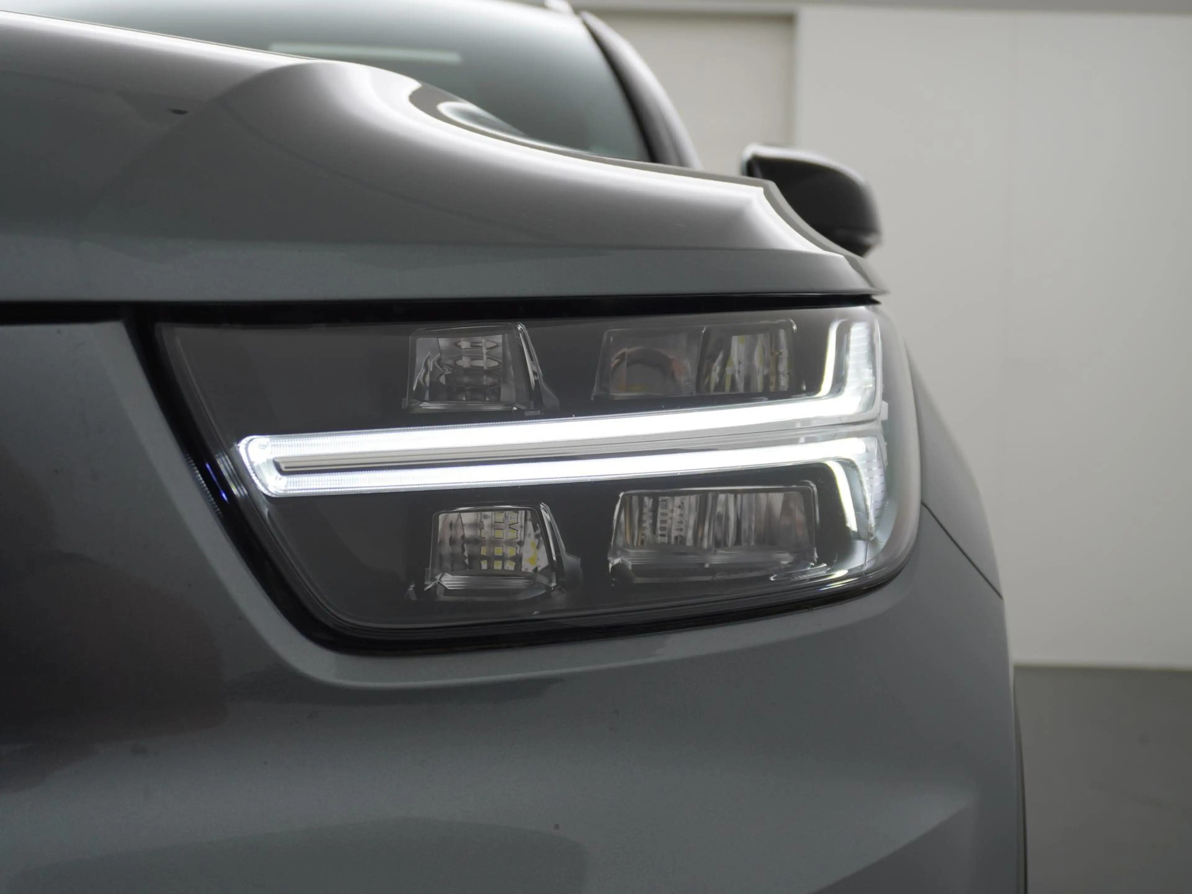 Volvo XC40 1.5 T3 R-Design Panodak/Trekhaak/Leder/HarmanKardo — photo 11