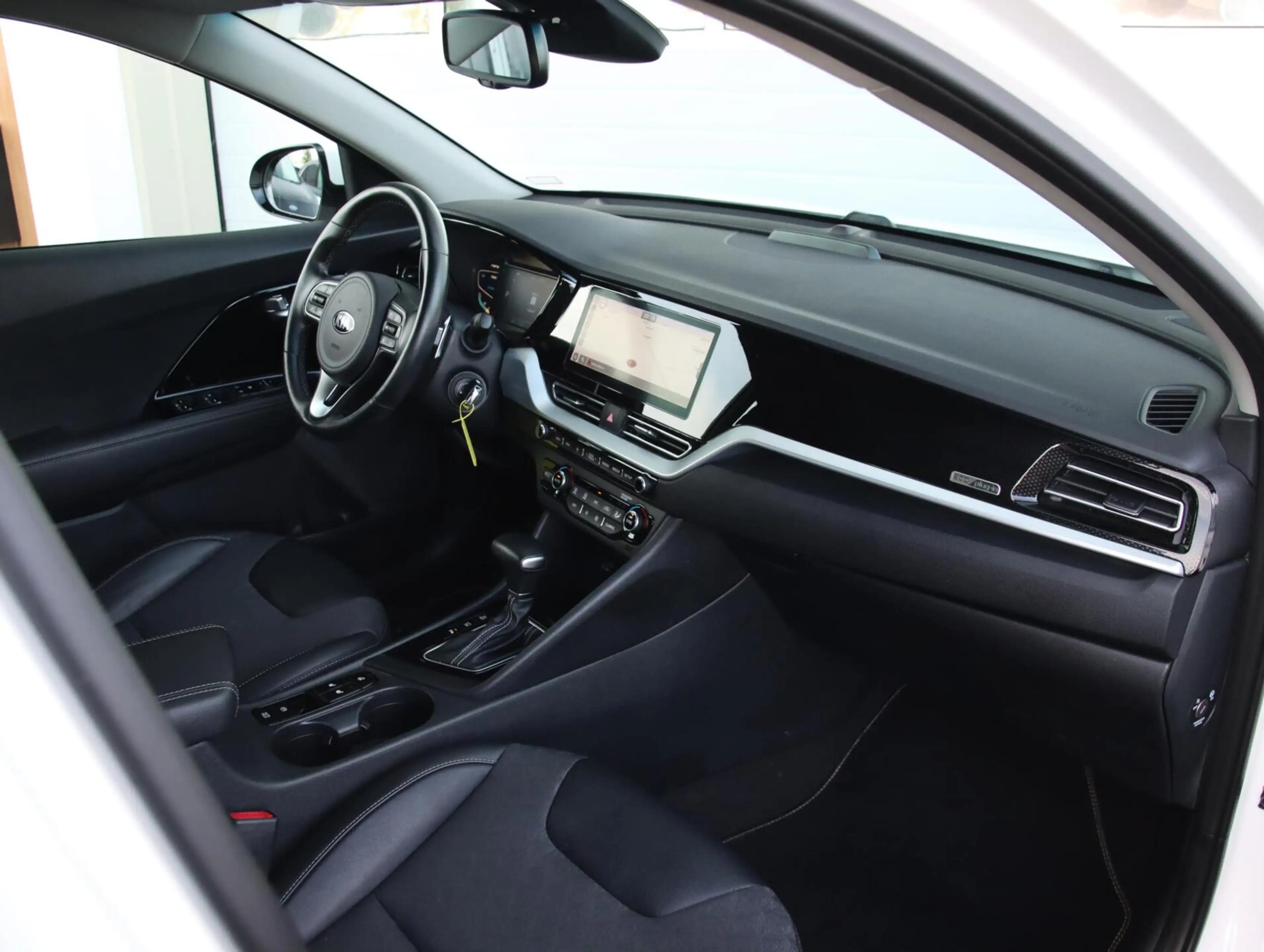 Kia Niro 1.6 GDi 140PK PHEV DynamicLine | Hoge zit — photo 34