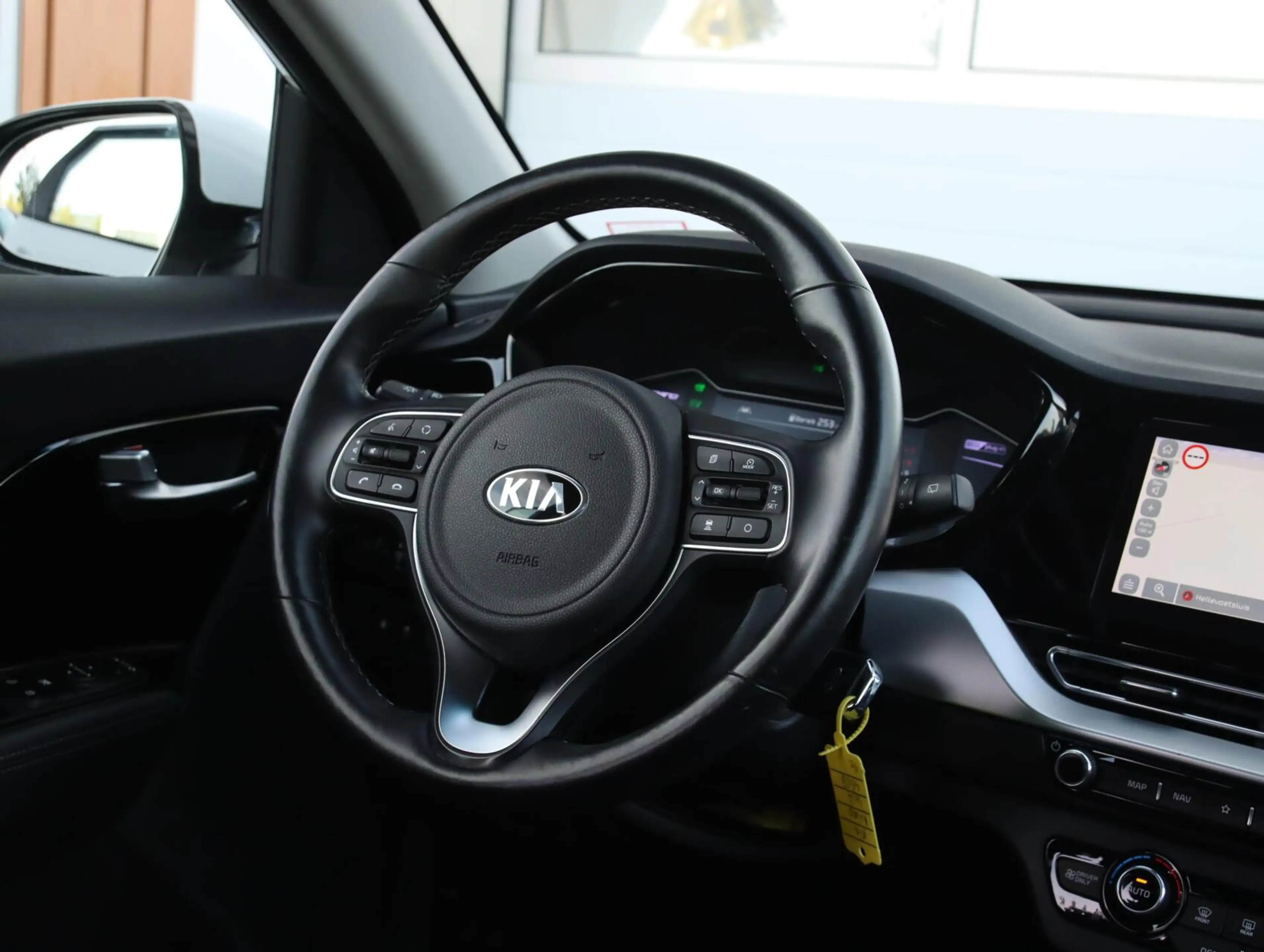Kia Niro 1.6 GDi 140PK PHEV DynamicLine | Hoge zit — photo 38
