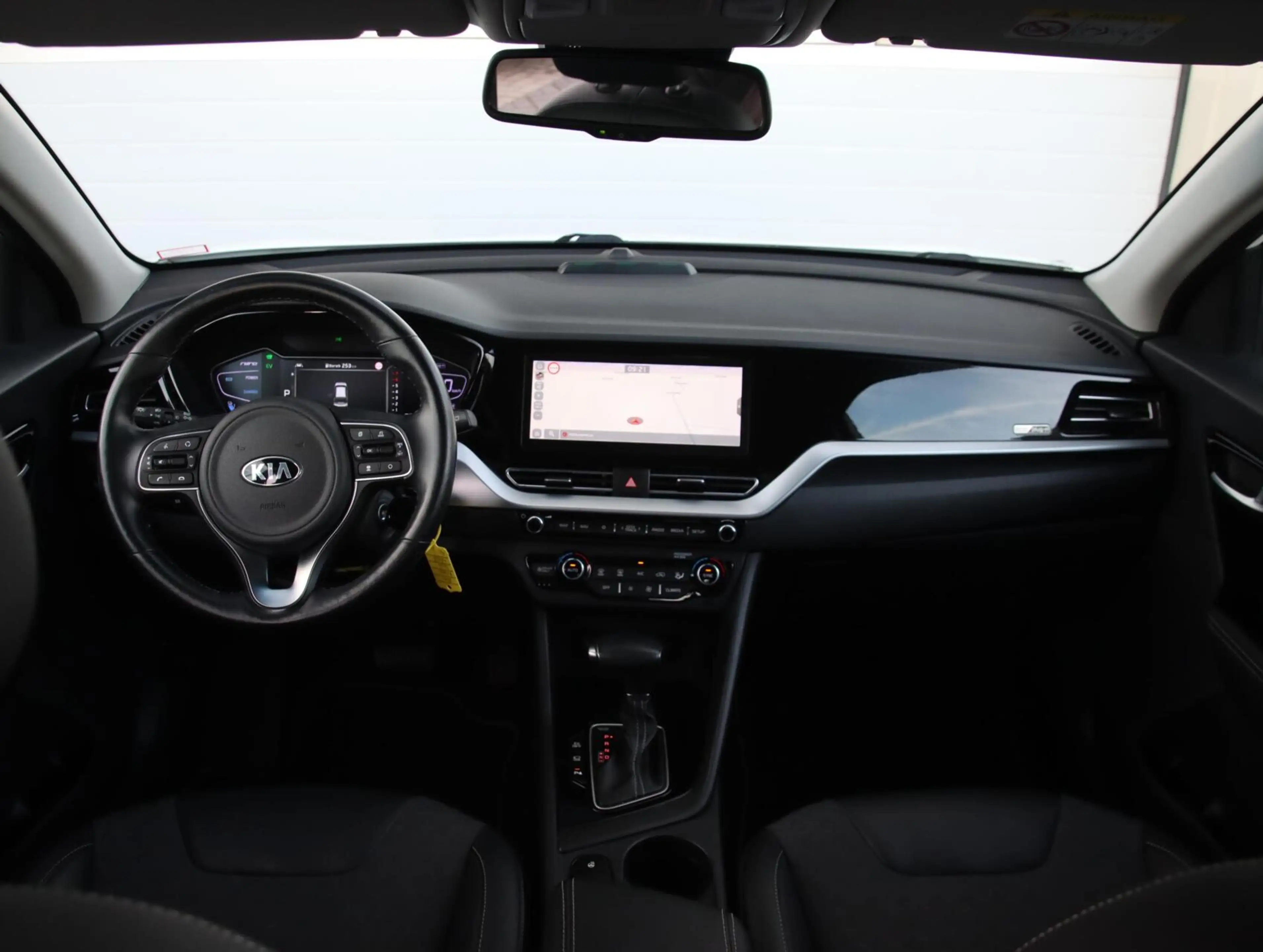 Kia Niro 1.6 GDi 140PK PHEV DynamicLine | Hoge zit — photo 41