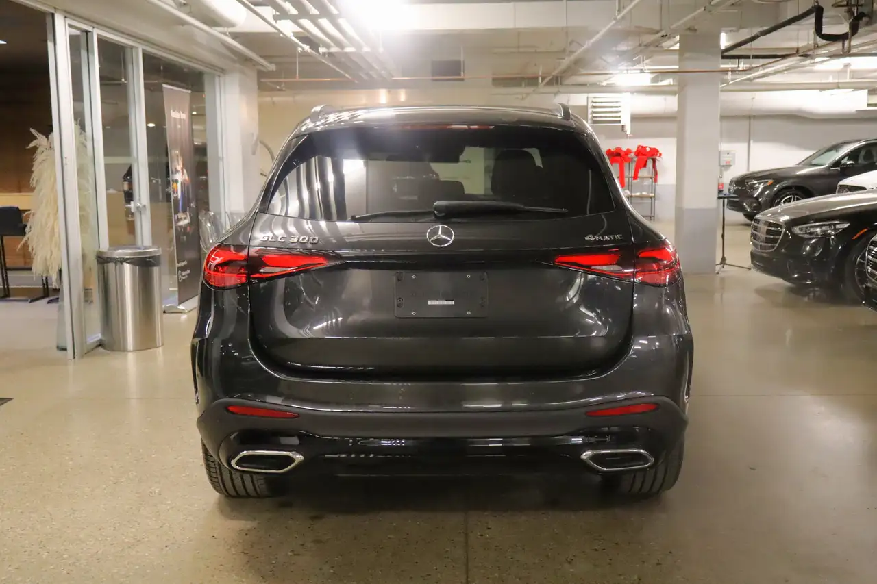 Mercedes-Benz GLC снимка Mercedes-Benz GLC