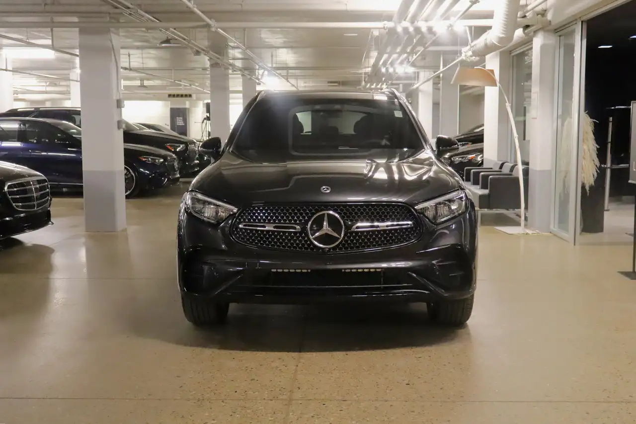 Mercedes-Benz GLC снимка Mercedes-Benz GLC