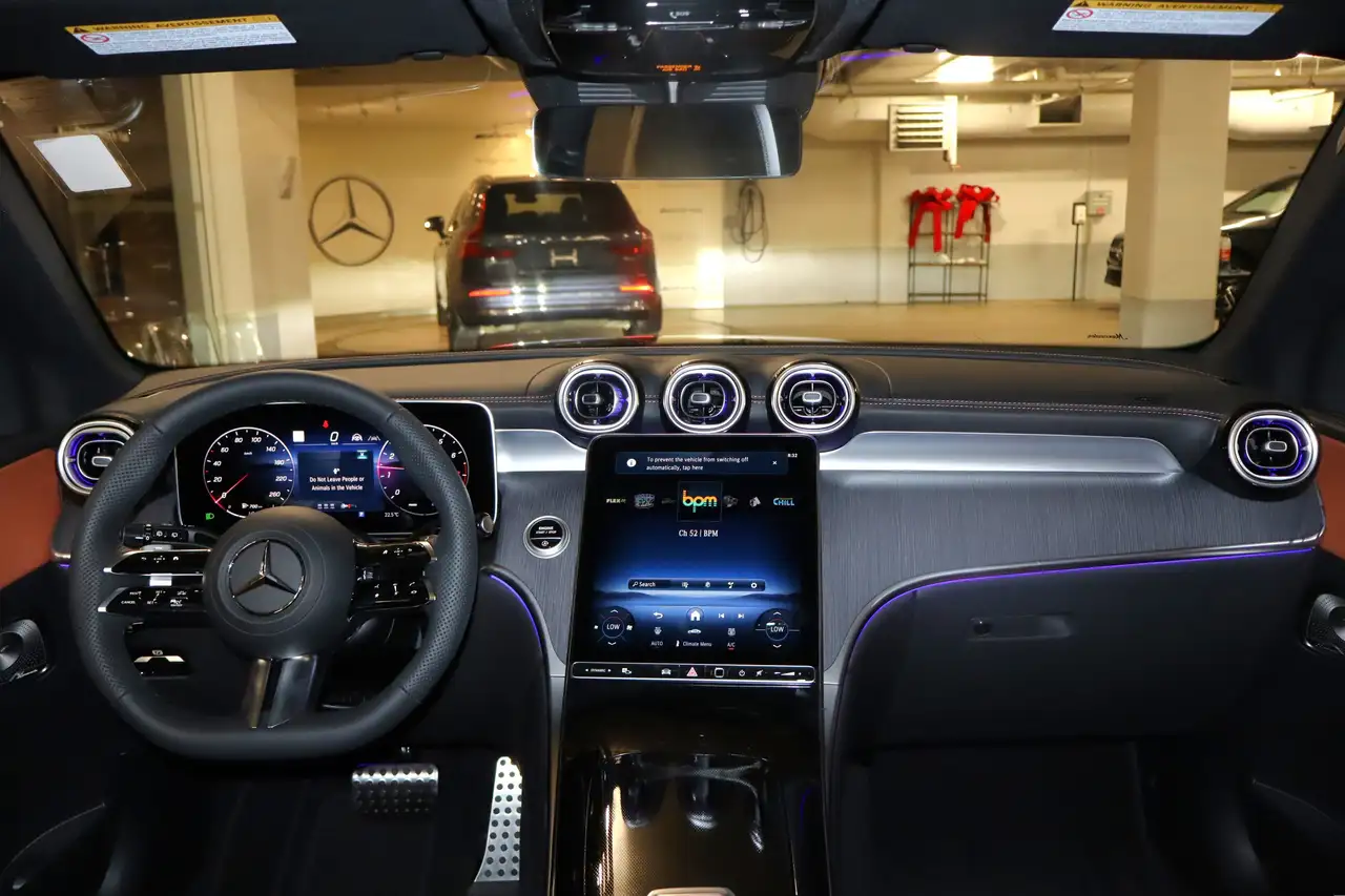 Mercedes-Benz GLC снимка Mercedes-Benz GLC