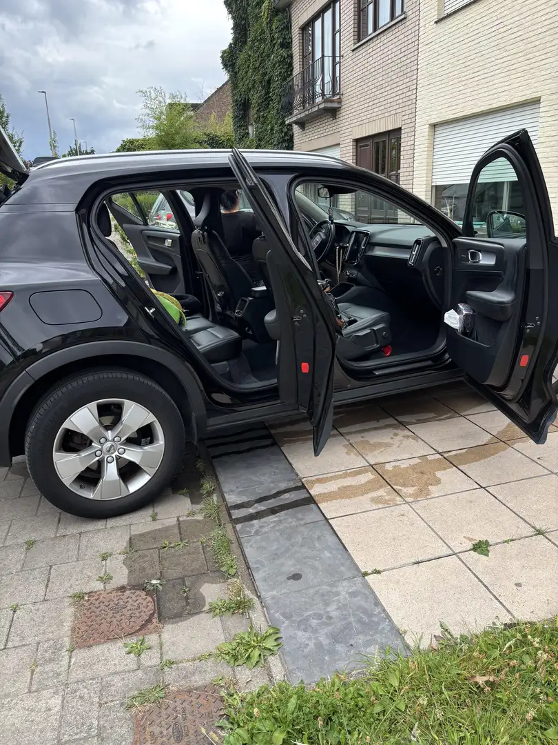 Volvo XC40 T3 - 1