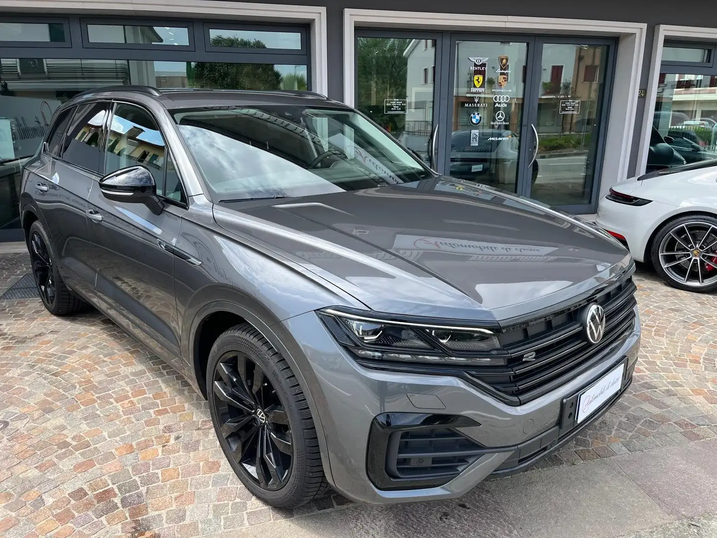 Volkswagen Touareg 3.0 V6 tdi  R-Line PLUS-Pack 231cv-PRONTA CONSEGNA Grigio - 1