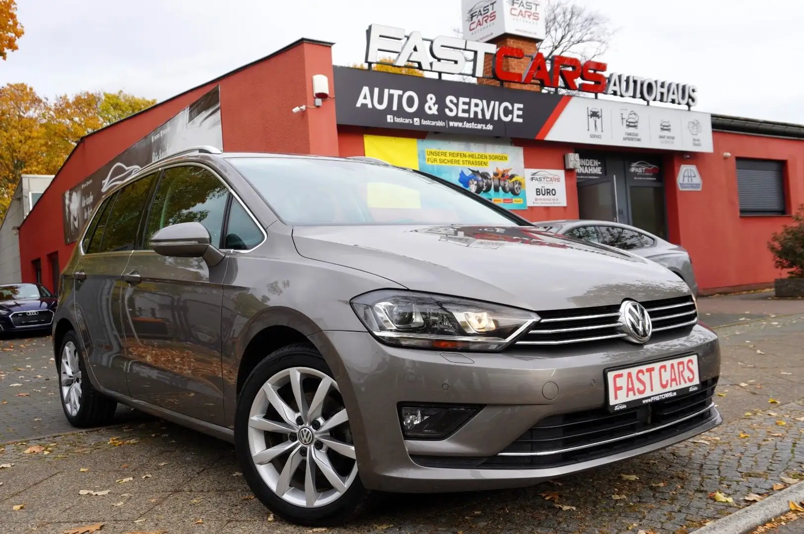 Volkswagen Golf Sportsvan VII Highline BMT/Start-Stopp ACC! Grau - 1