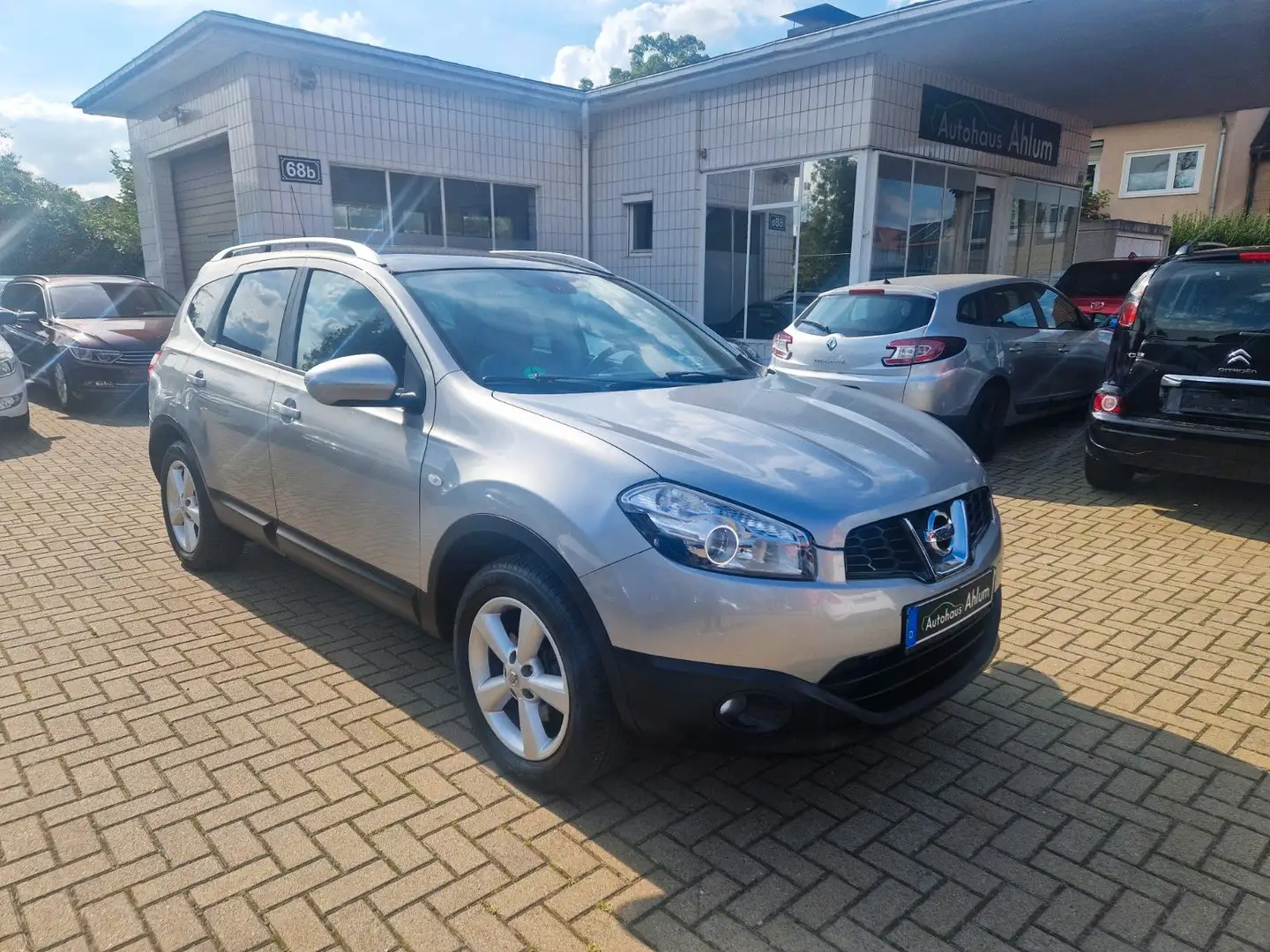 Nissan Qashqai +2 Tekna 7-Sitzer Pano Klima Navi MFL Šedá - 1