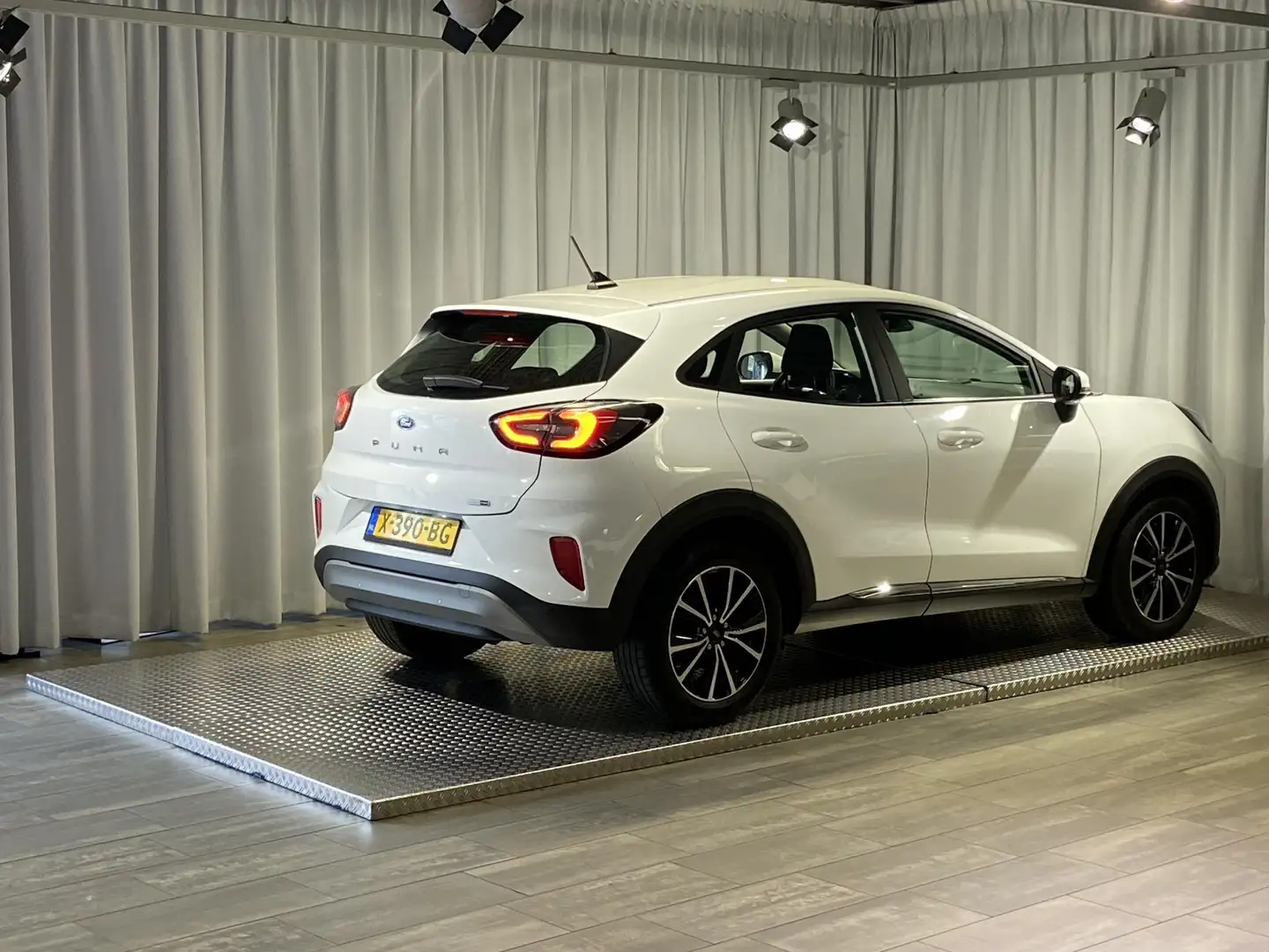 Ford Puma 1.0 EcoBoost Hybrid Titanium | Massagestoelen | NA Blanc - 2