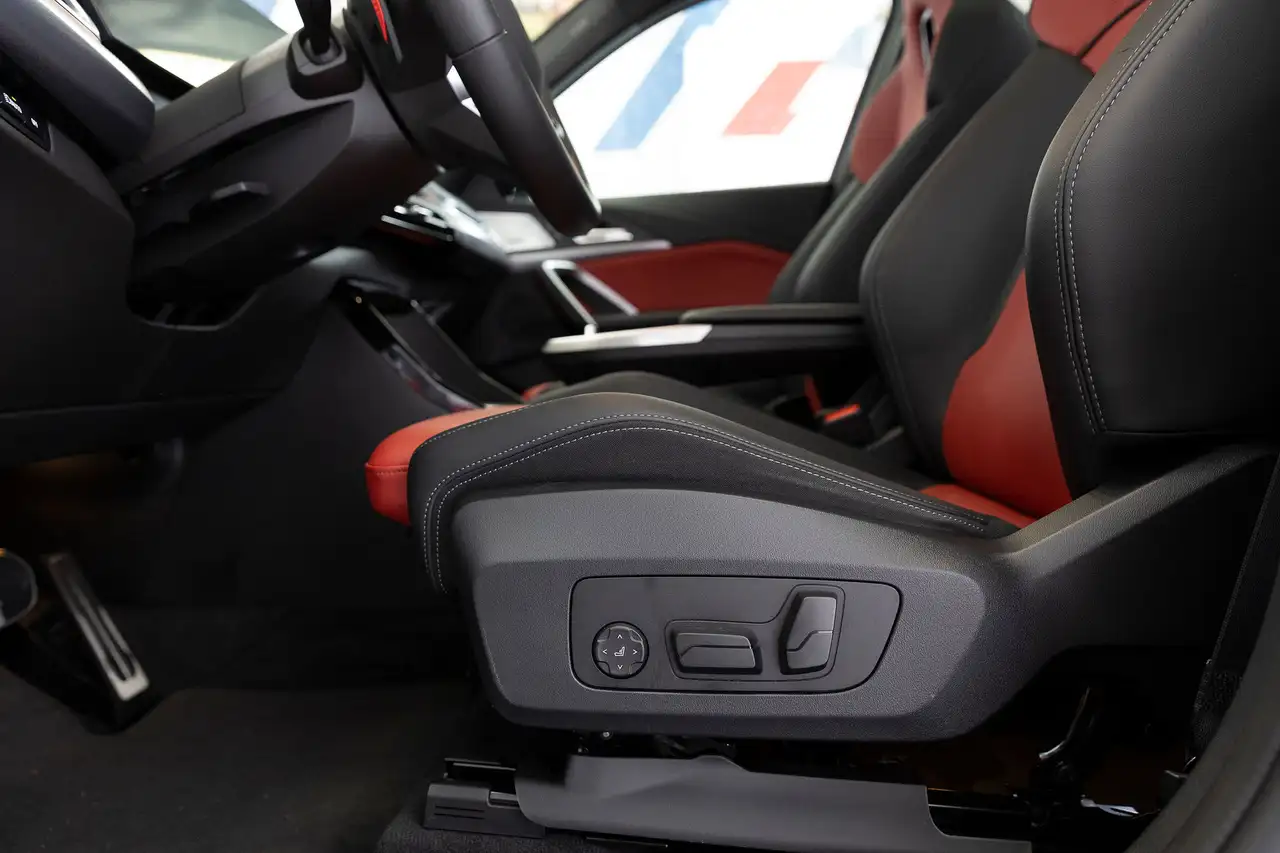 BMW X1 снимка BMW X1