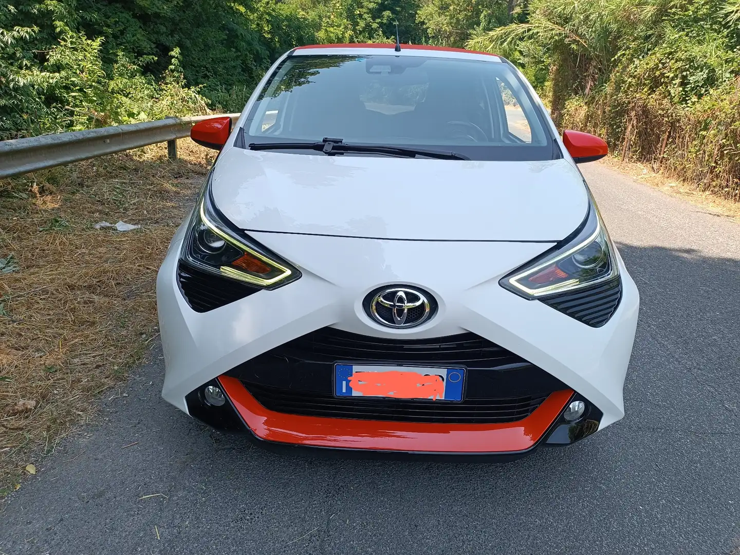 Toyota Aygo 5p 1.0 x-trend 72cv Cabrio - 1