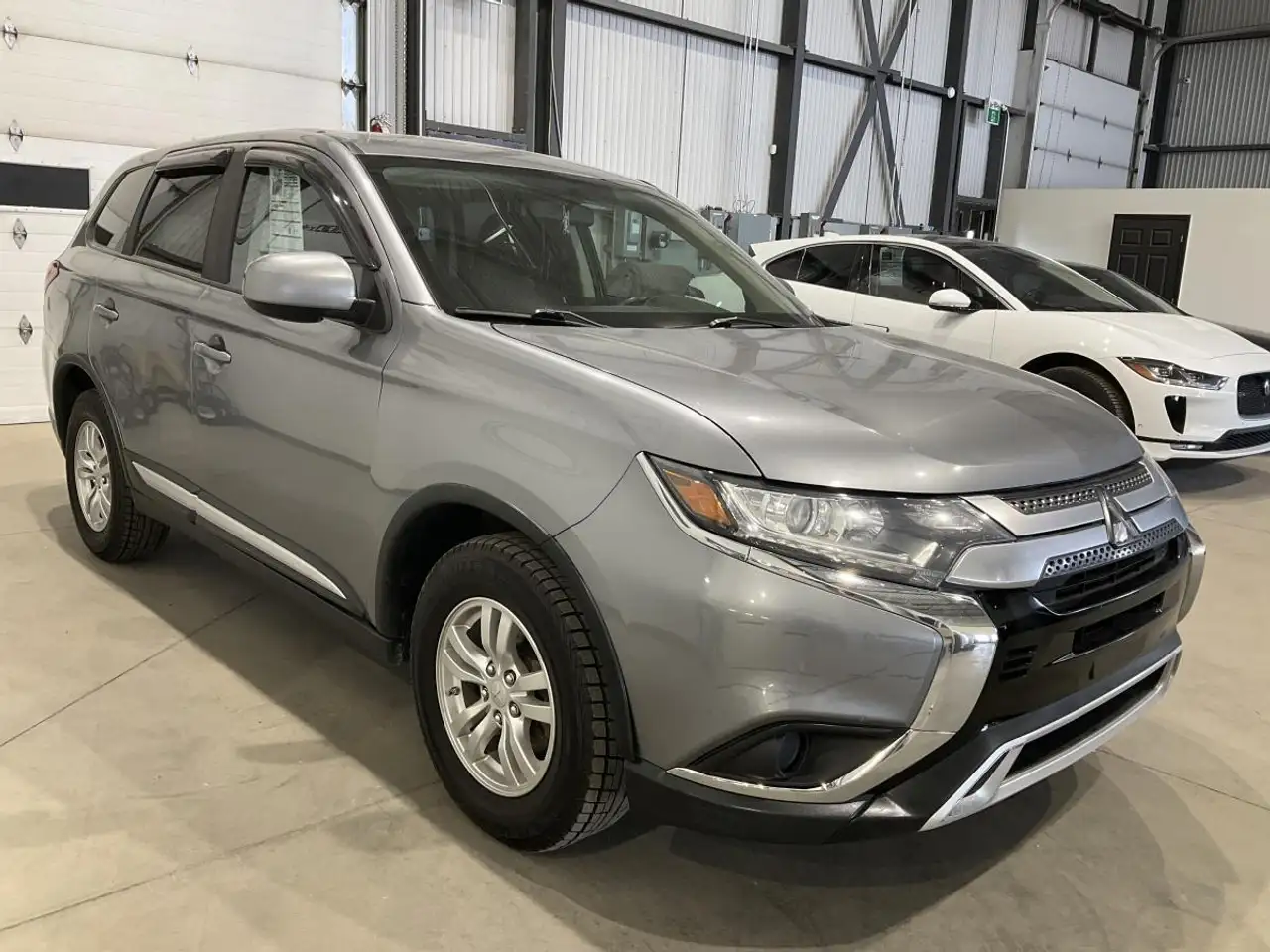 Mitsubishi Outlander fotografie Mitsubishi Outlander