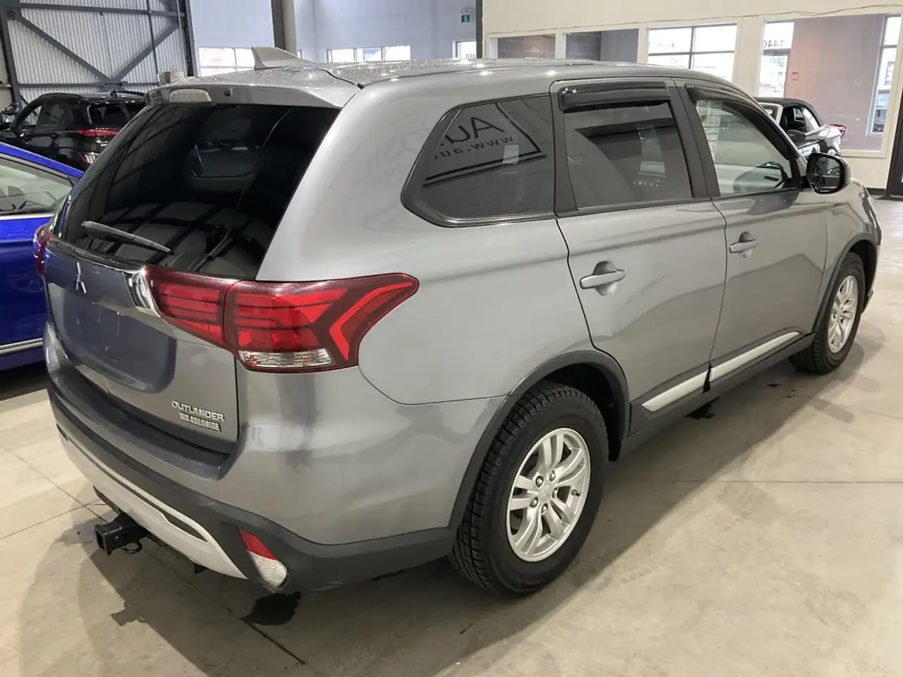 Mitsubishi Outlander fotografie Mitsubishi Outlander