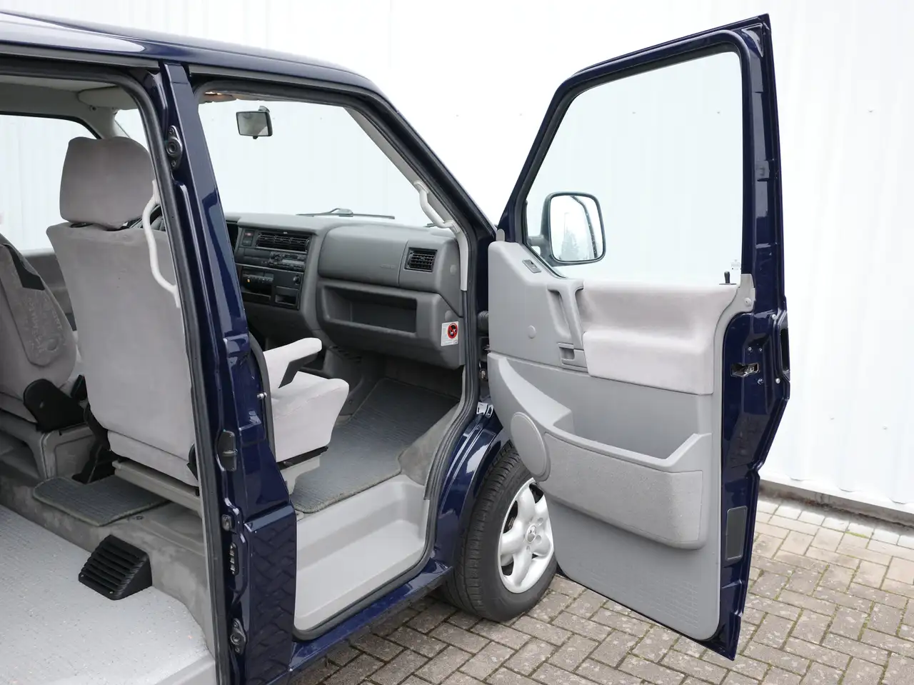 Volkswagen T4 Multivan T4/MULTIVAN/CARAVELLE 7DC MD2, foto 6