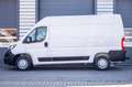 Peugeot Boxer 330 2.2 BlueHDi 120 L2H2 Premium Weiß - thumbnail 4