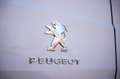 Peugeot Boxer 330 2.2 BlueHDi 120 L2H2 Premium Weiß - thumbnail 23