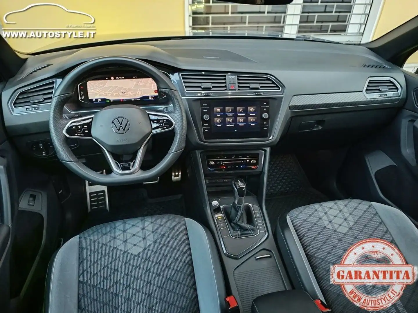 Volkswagen Tiguan 2.0 TDI R-LINE 150Cv DSG RLine BLACK STYLE Grigio - 2