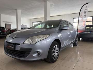 1.6 16v Confort