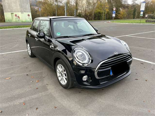 Imagine MINI Cooper 5-Türer | Automatic | Navi | Sonderausstattung