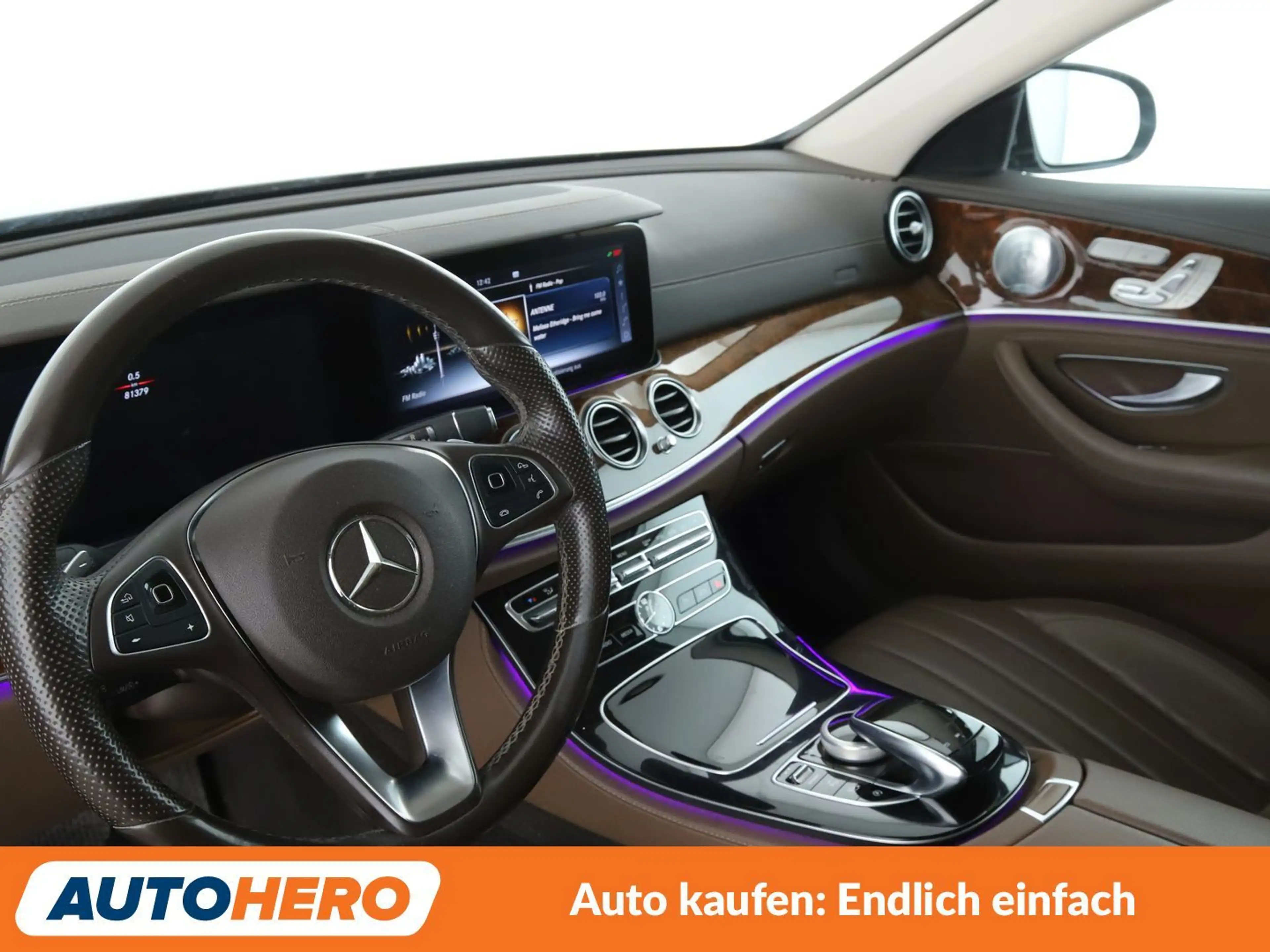 Mercedes-Benz E 250 E 250 T AMG Line Aut.*NAVI*LED*PLA*CAM* — photo 11