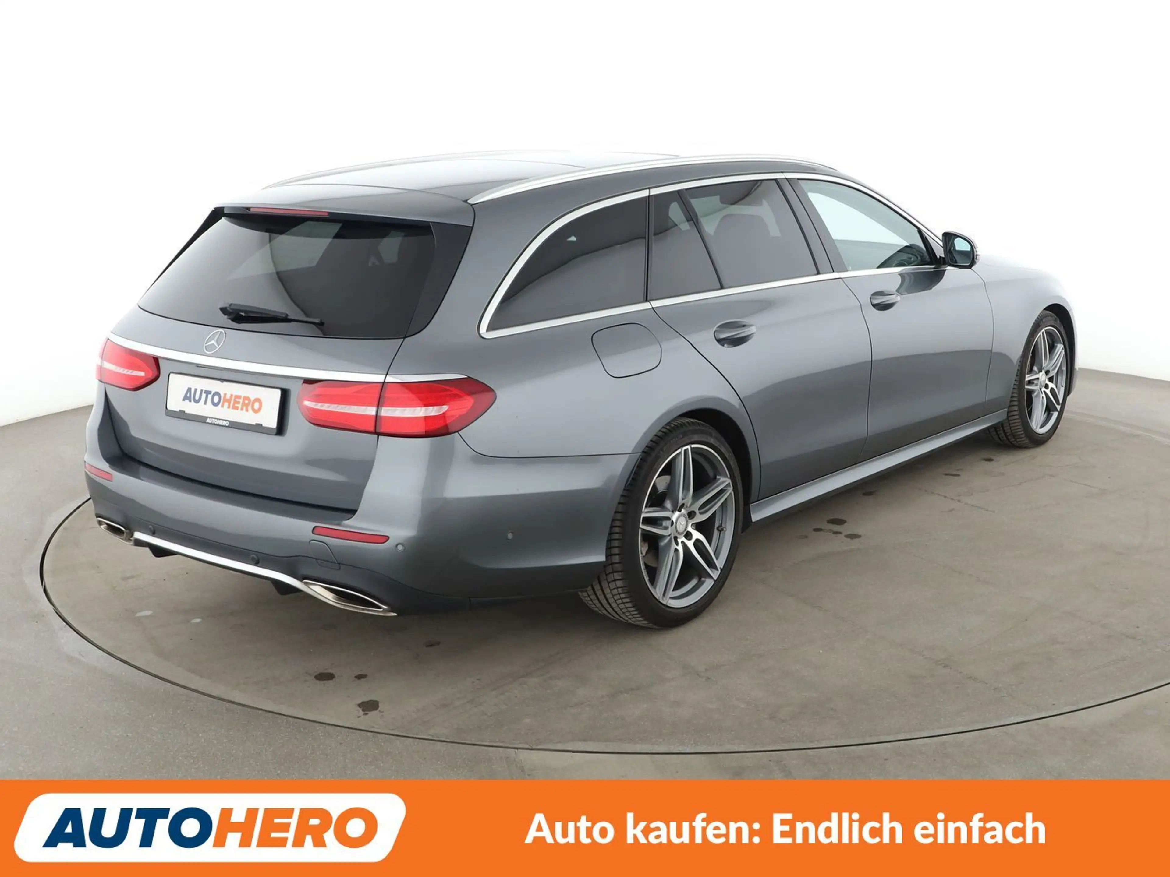 Mercedes-Benz E 250 E 250 T AMG Line Aut.*NAVI*LED*PLA*CAM* — photo 6