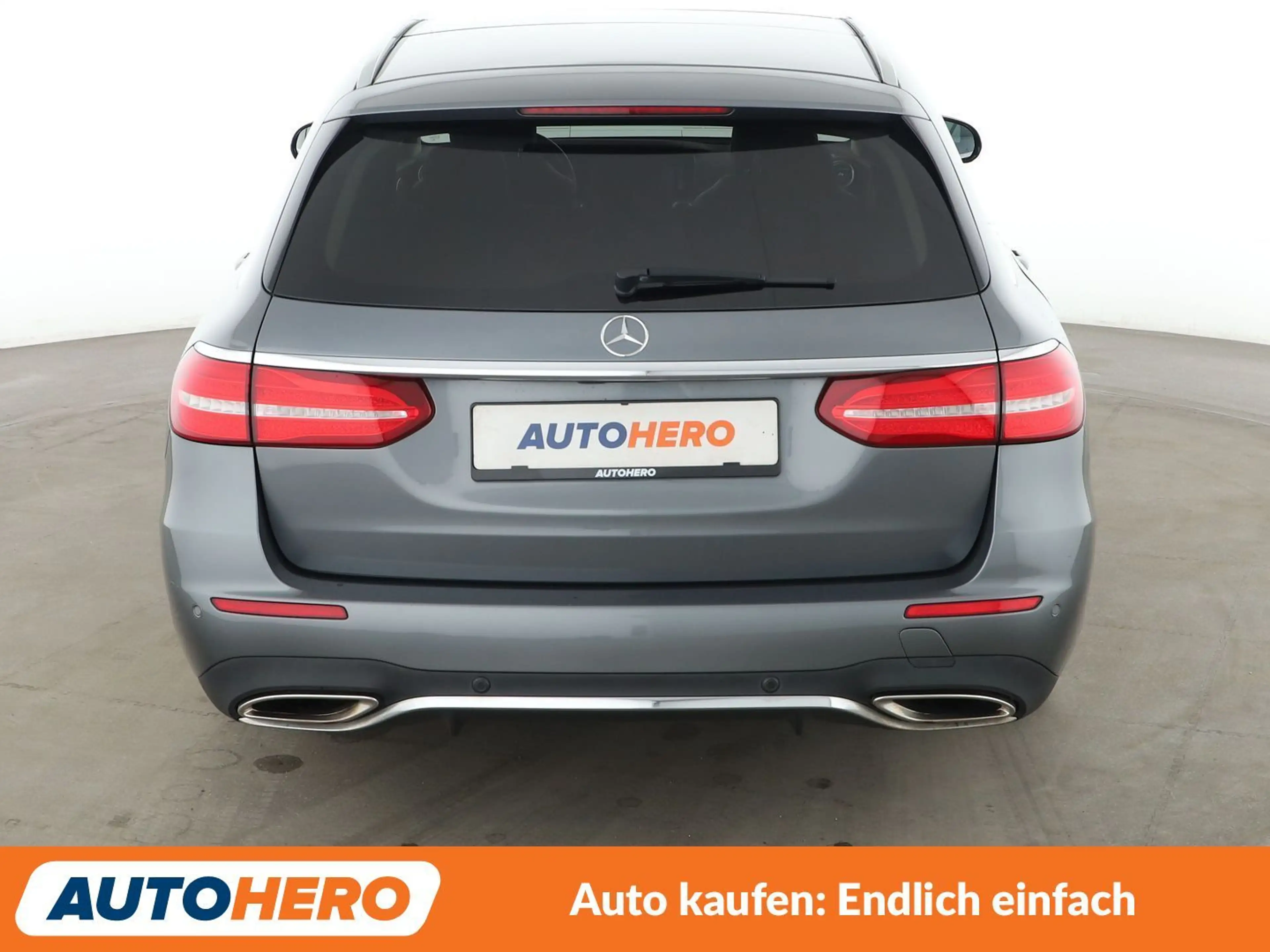 Mercedes-Benz E 250 E 250 T AMG Line Aut.*NAVI*LED*PLA*CAM* — photo 5