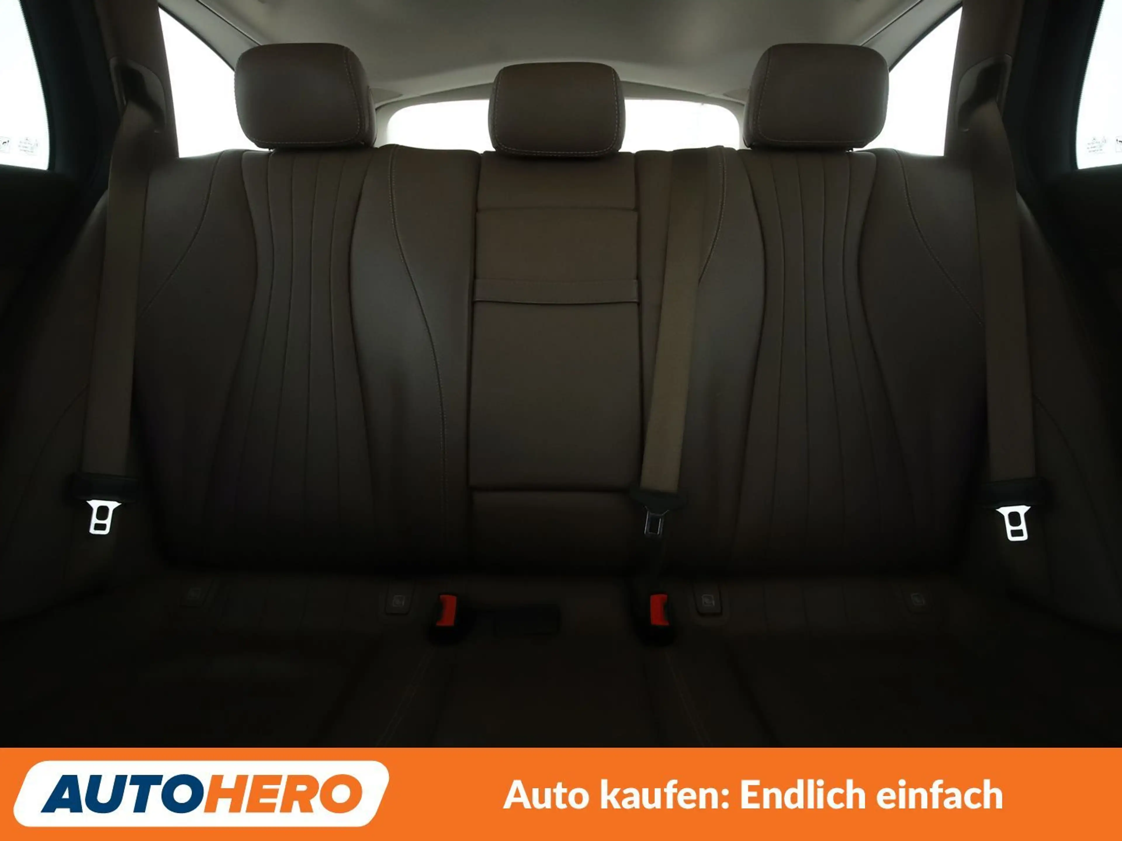 Mercedes-Benz E 250 E 250 T AMG Line Aut.*NAVI*LED*PLA*CAM* — photo 15