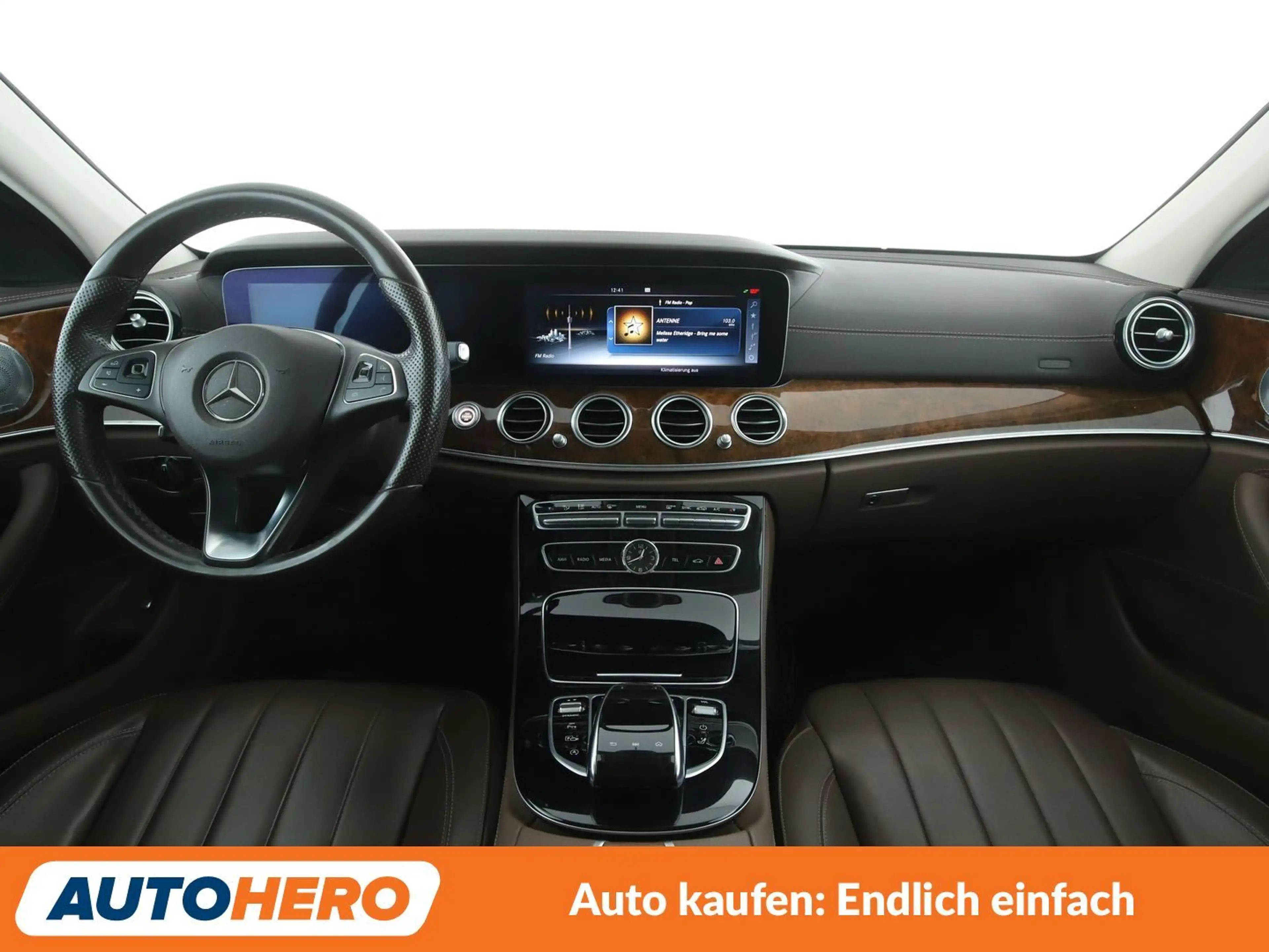 Mercedes-Benz E 250 E 250 T AMG Line Aut.*NAVI*LED*PLA*CAM* — photo 12