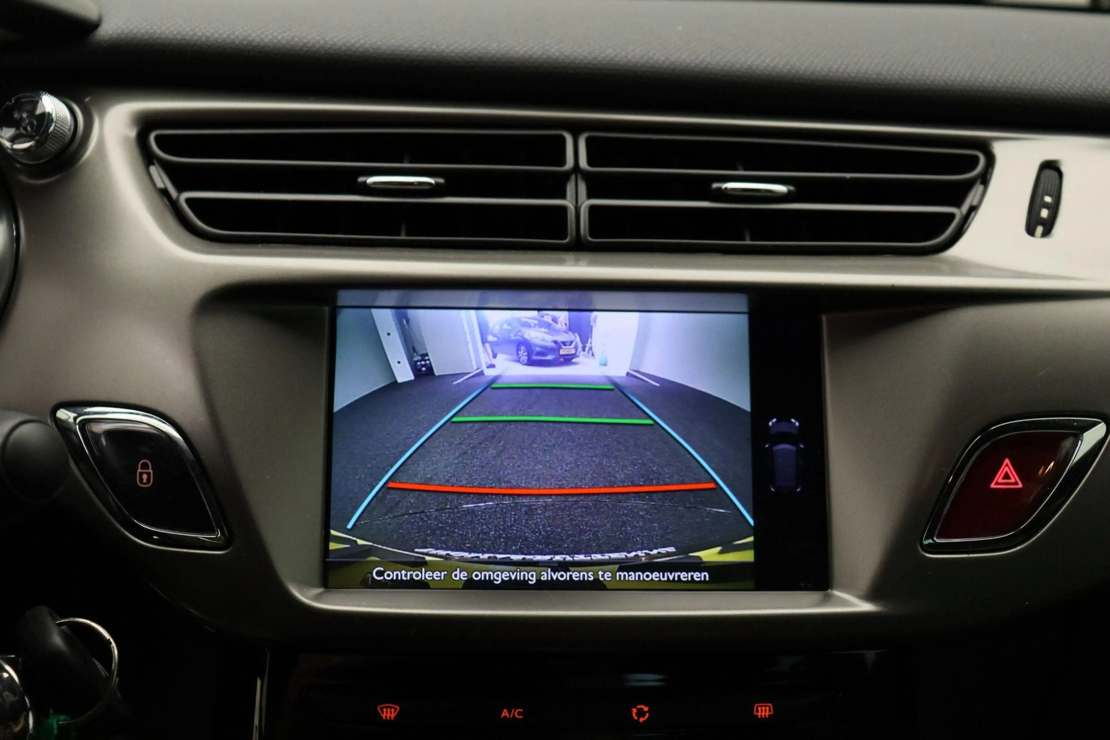 DS Automobiles DS 3 1.2 PureTech Business 2018 NAP | Carplay | Bluetoo — photo 19