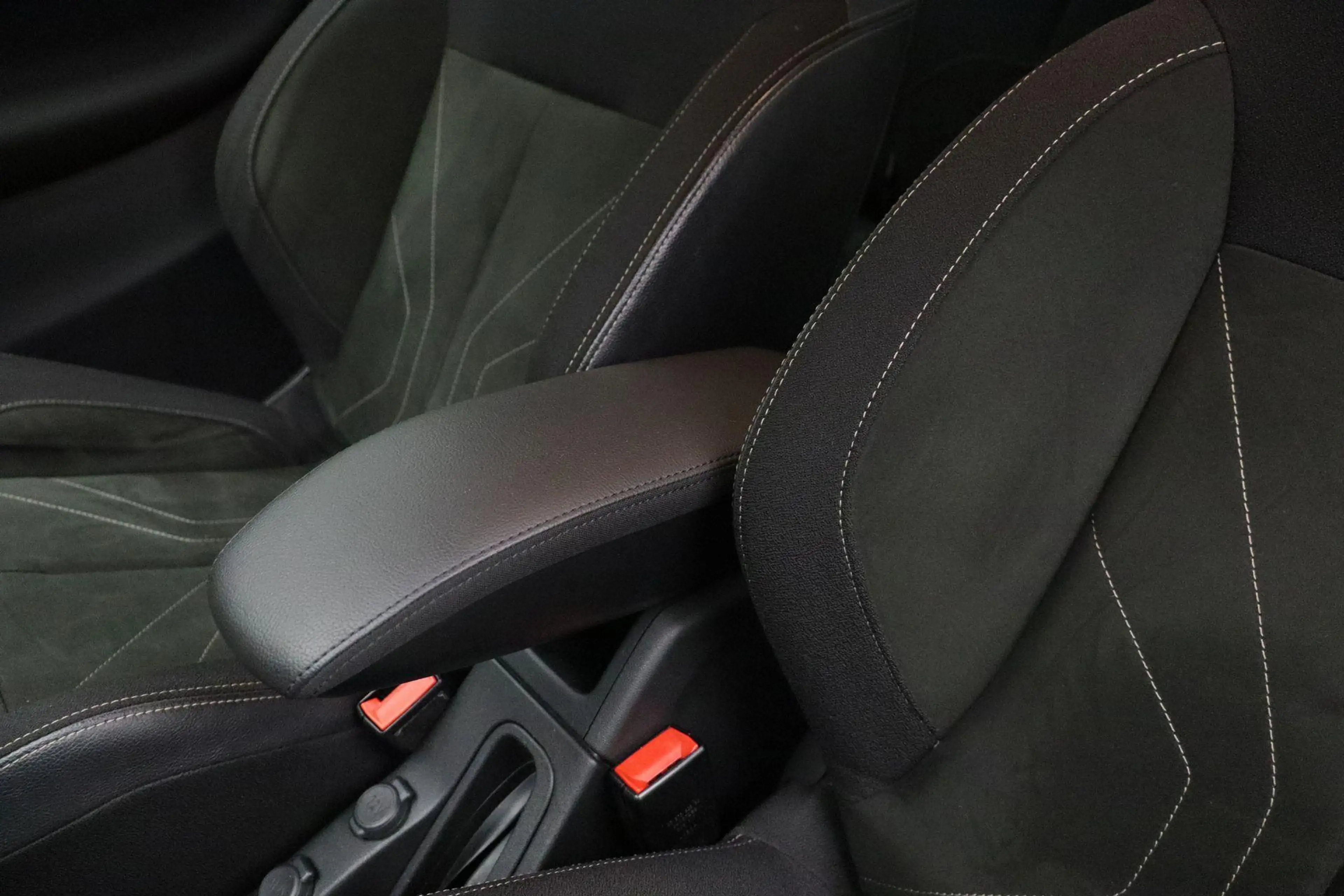DS Automobiles DS 3 1.2 PureTech Business 2018 NAP | Carplay | Bluetoo — photo 22