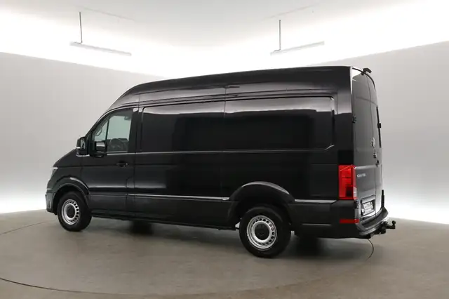 Volkswagen Crafter view 4