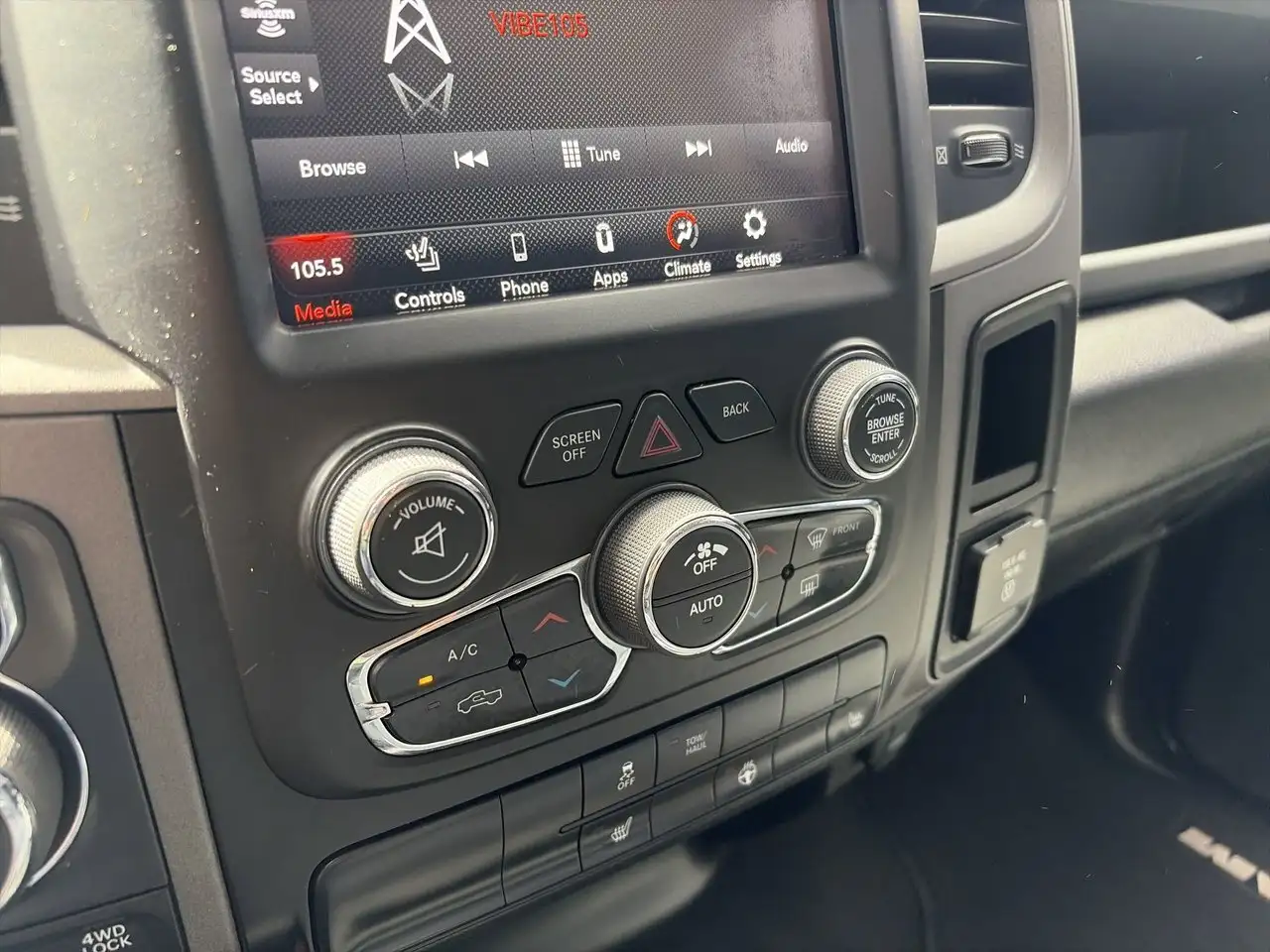 RAM 1500 photo RAM 1500