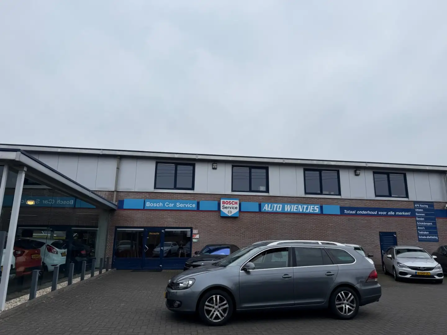 Volkswagen Golf Variant 1.2 TSI 77kw | Highline | Airco-Ecc | Navi Grijs - 1