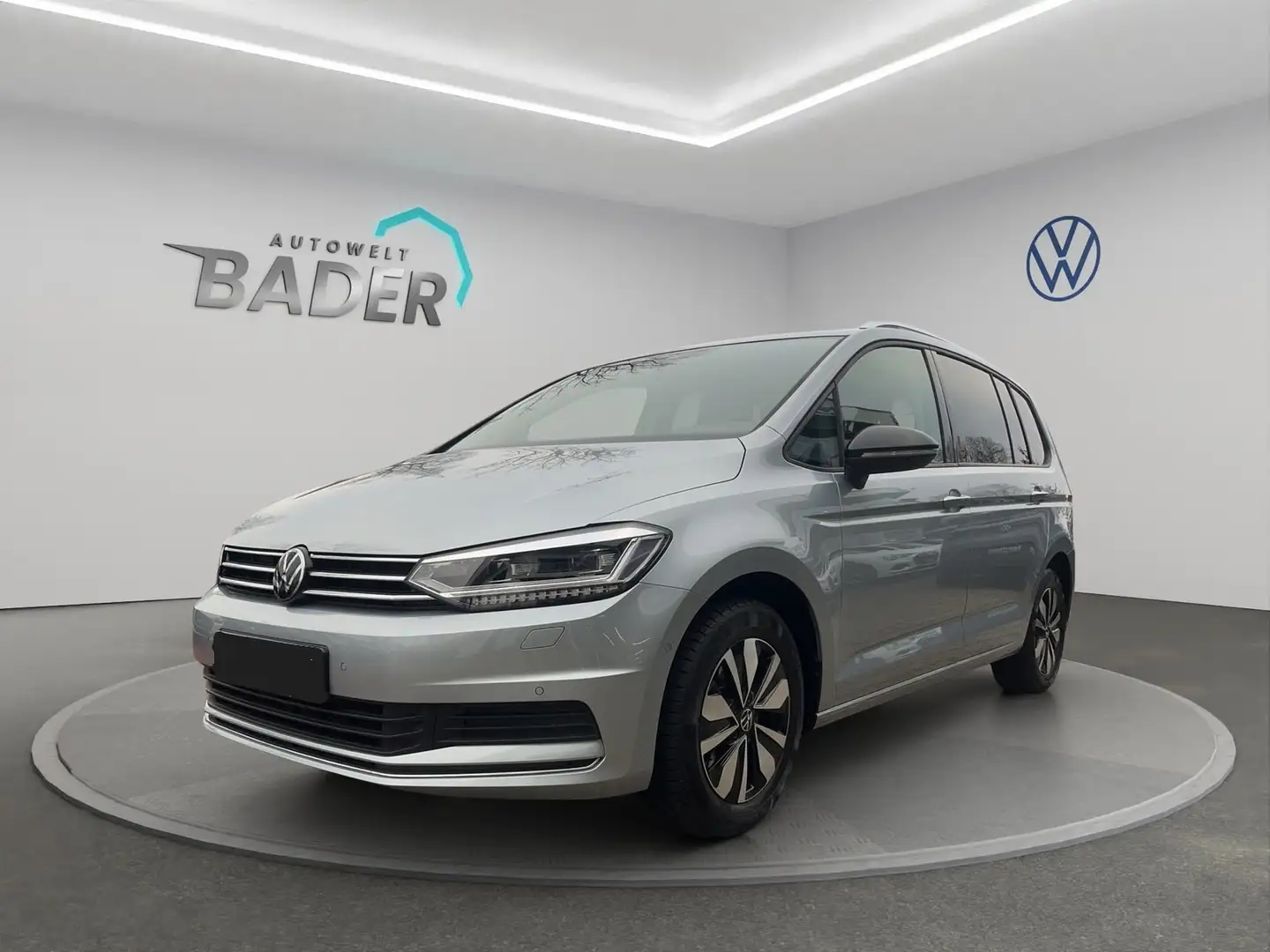 Volkswagen Touran 2.0 TDI LED AHK 7 Sitzer Comfortline BMT/Start-... Silber - 1