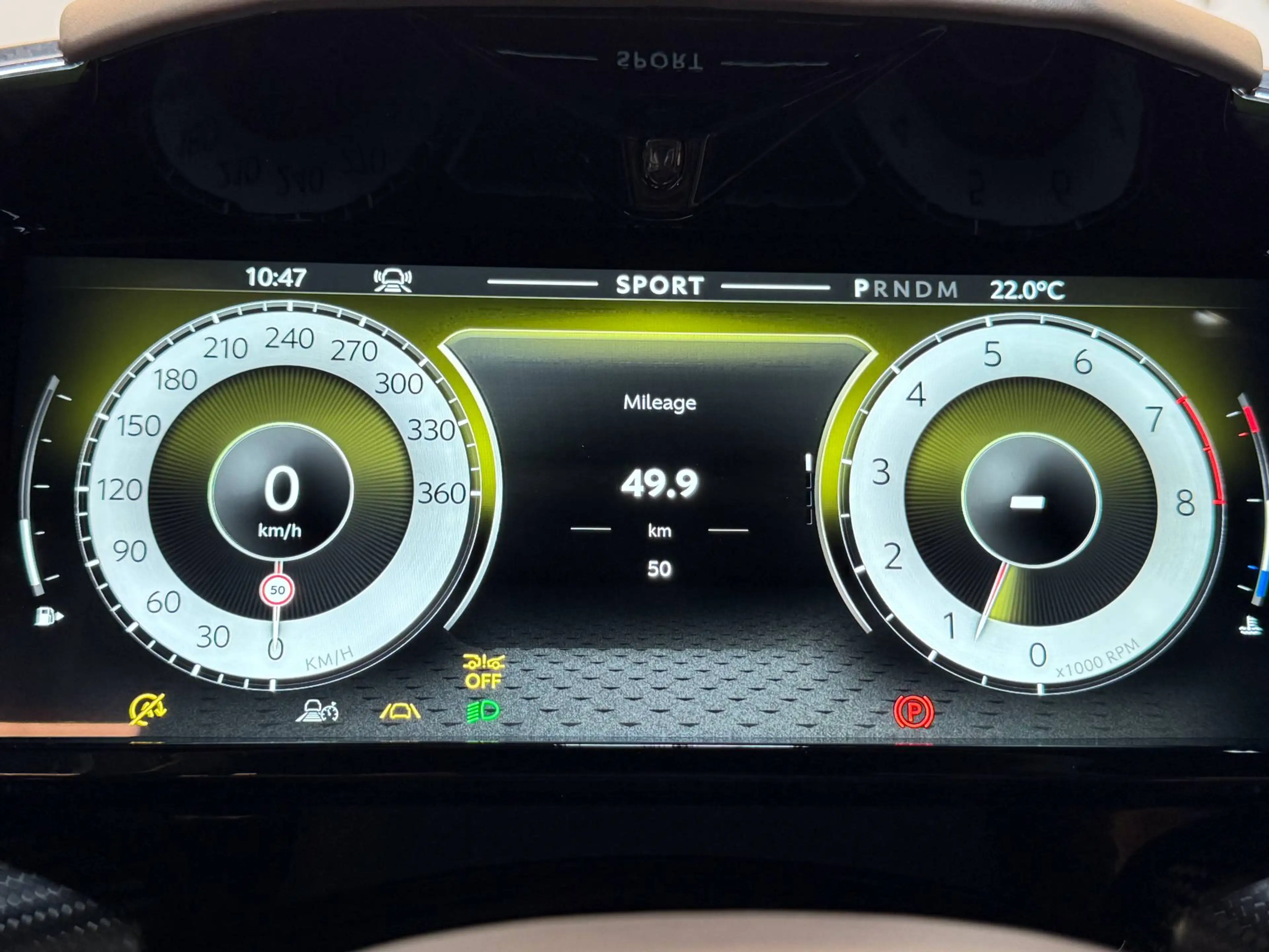 Aston Martin Vantage Coupe | MODELYEAR 2026 — photo 12