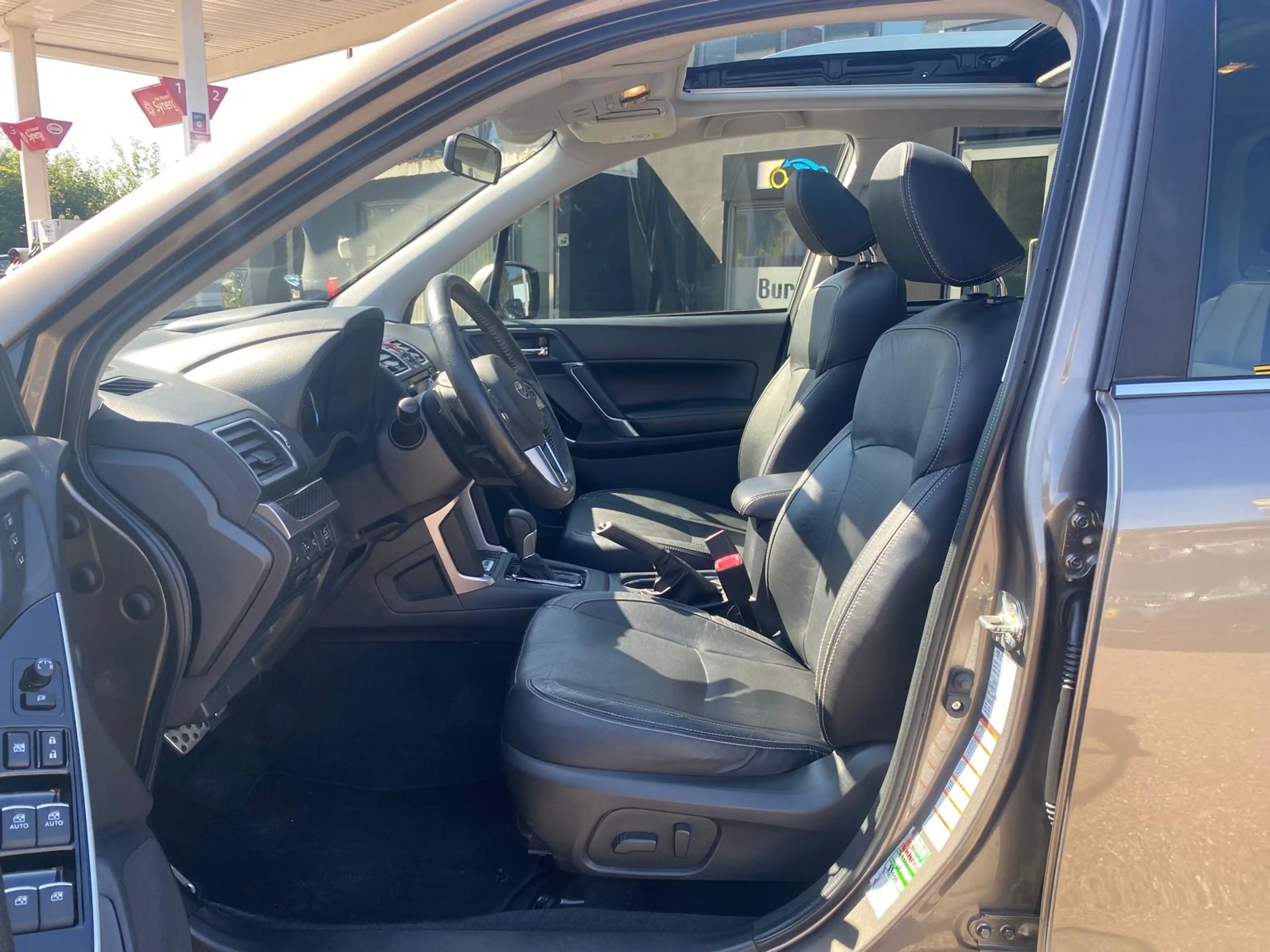 Subaru Forester 2.0 Luxury CVT **GARANTIE** CAR PASS OK** 80.000KM** — photo 8