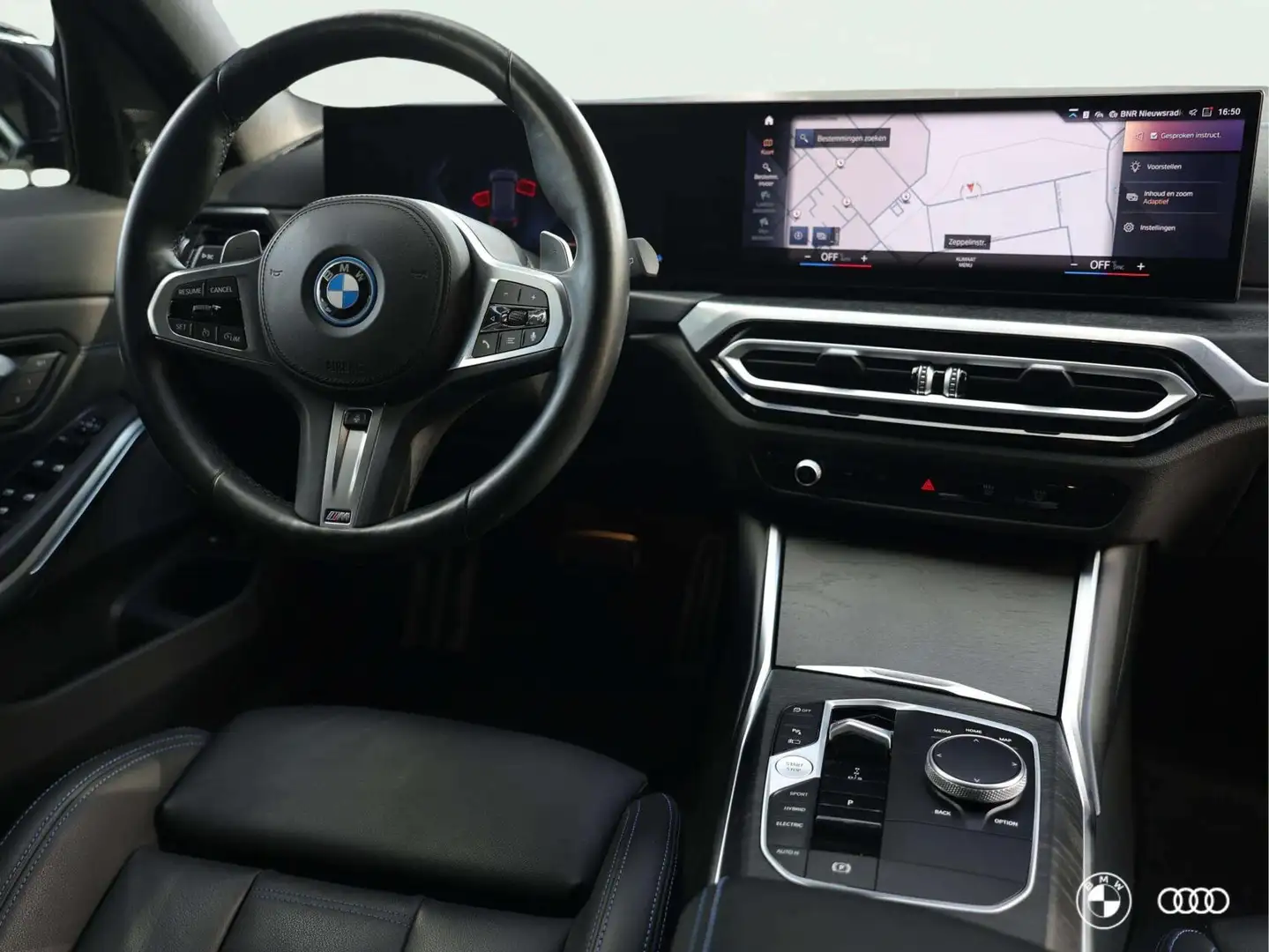 BMW 330 330E M SPORT / M STOELEN / PANODAK / HARMANKARDON Grijs - 2